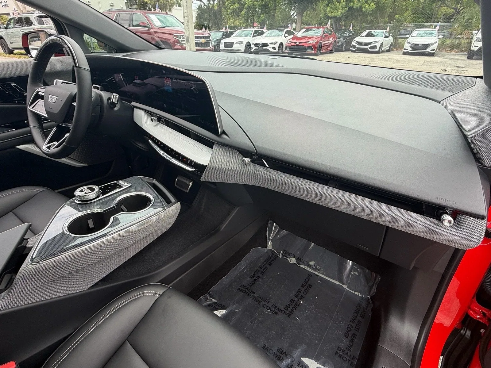 2026 Cadillac OPTIQ Sport photo 17