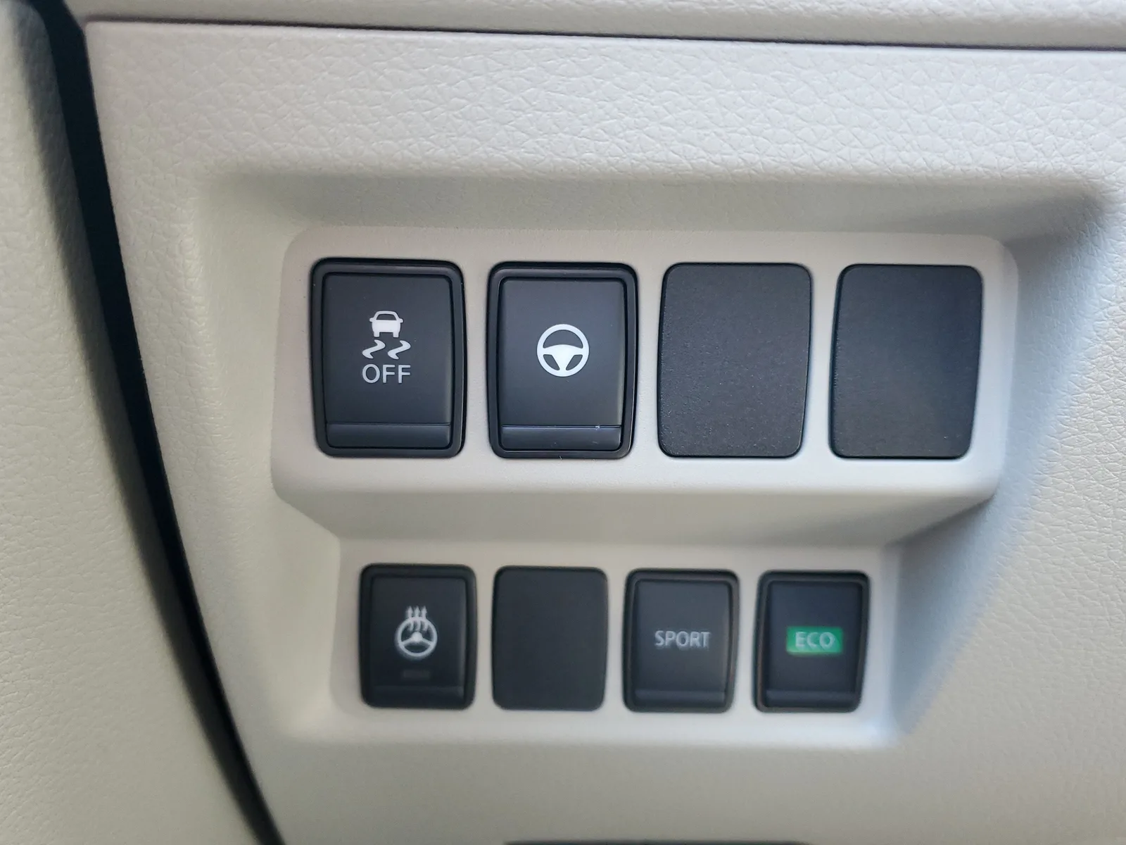 2022 Nissan Rogue Sport SV photo 28