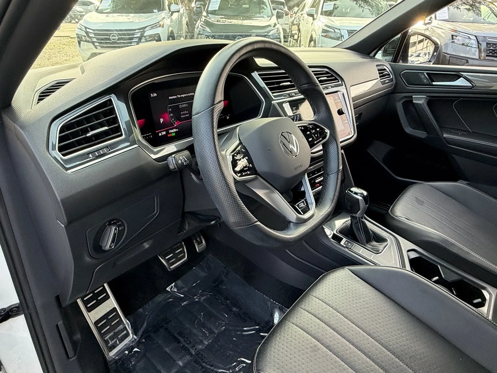 2022 Volkswagen Tiguan SE R-Line Black photo 10