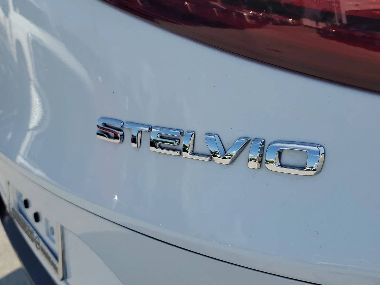 2022 Alfa Romeo Stelvio Ti photo 31
