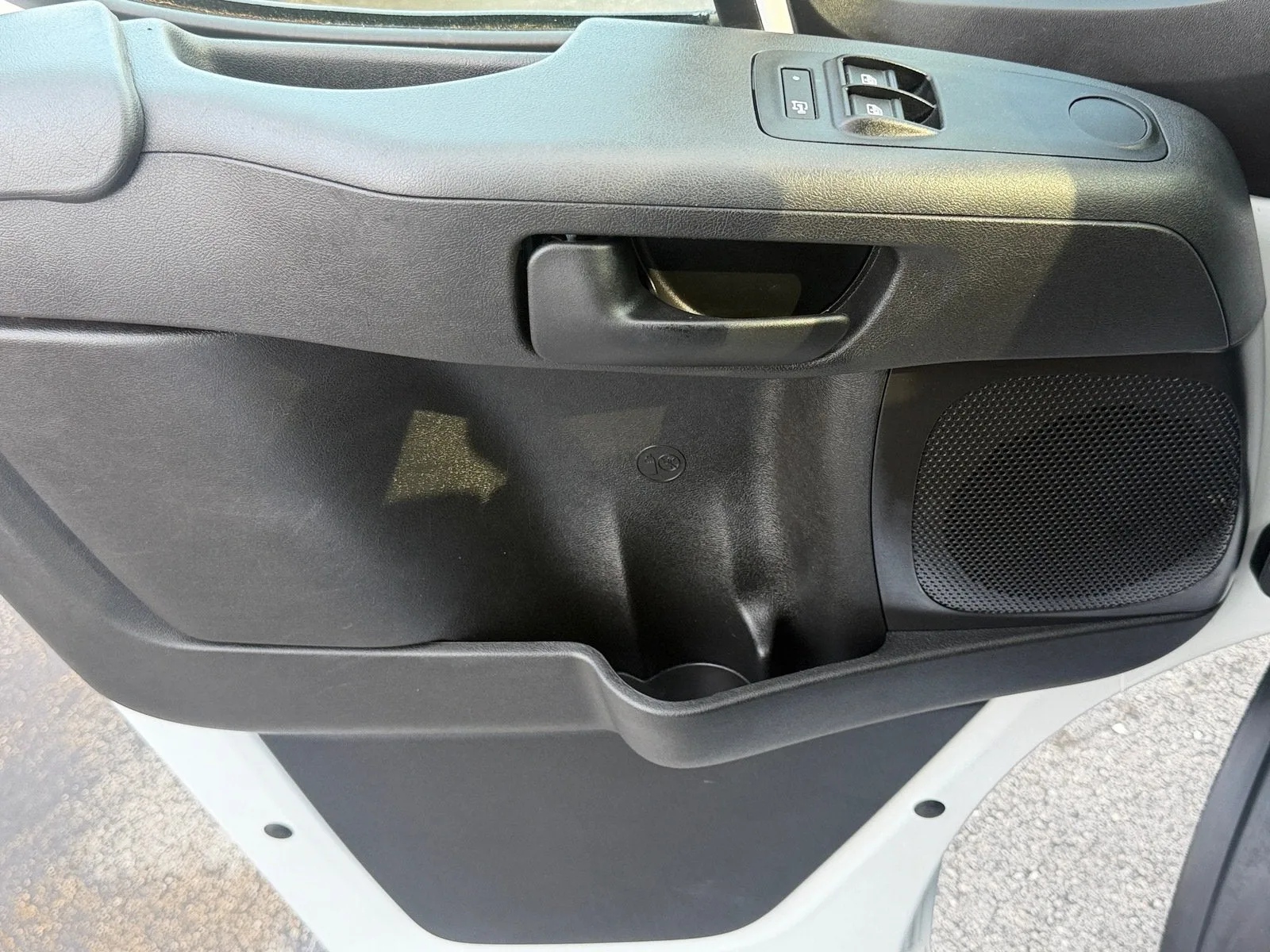 2025 RAM ProMaster Cargo Van Tradesman photo 34