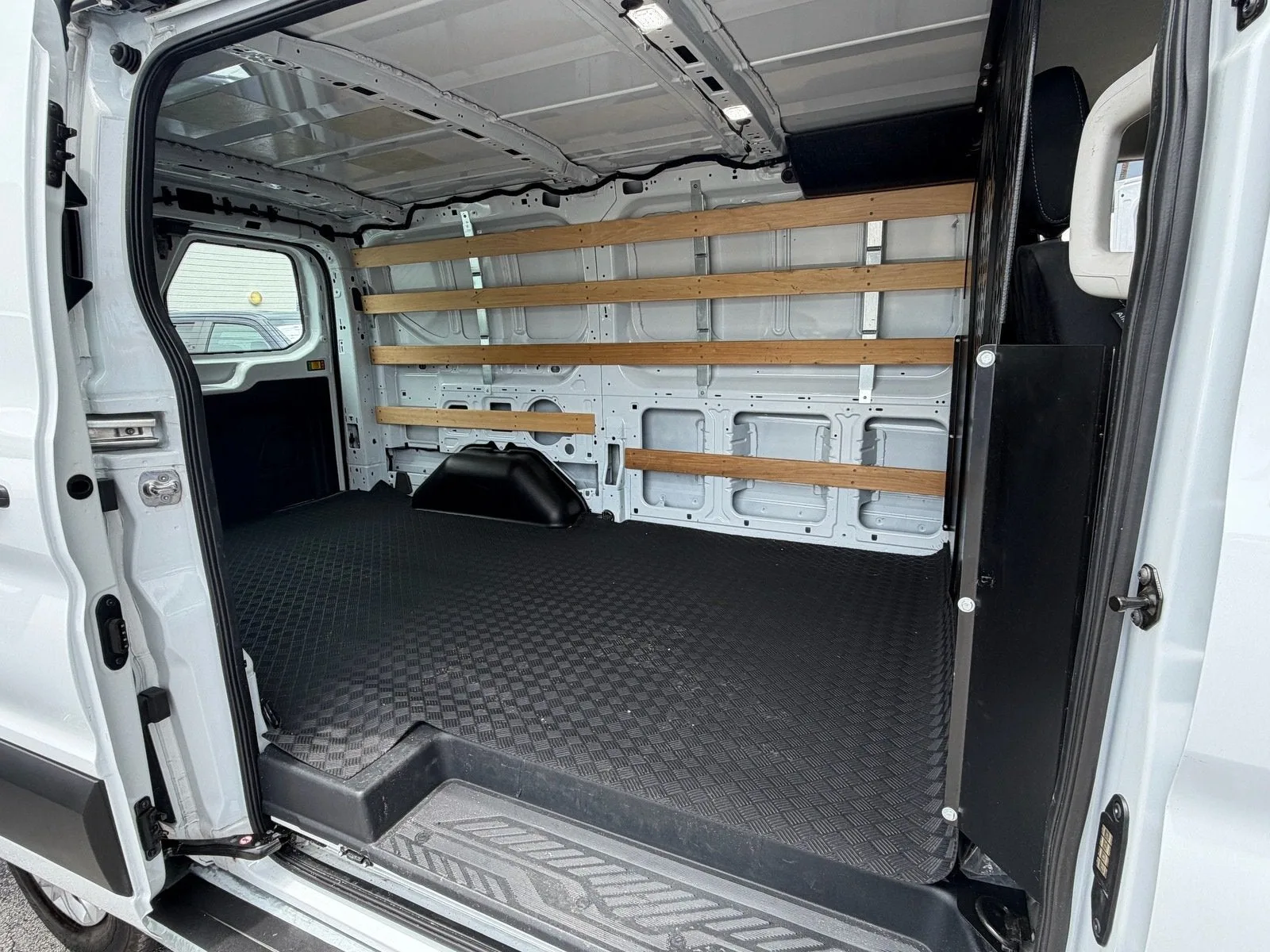 2025 Ford Transit Cargo Van Base photo 12