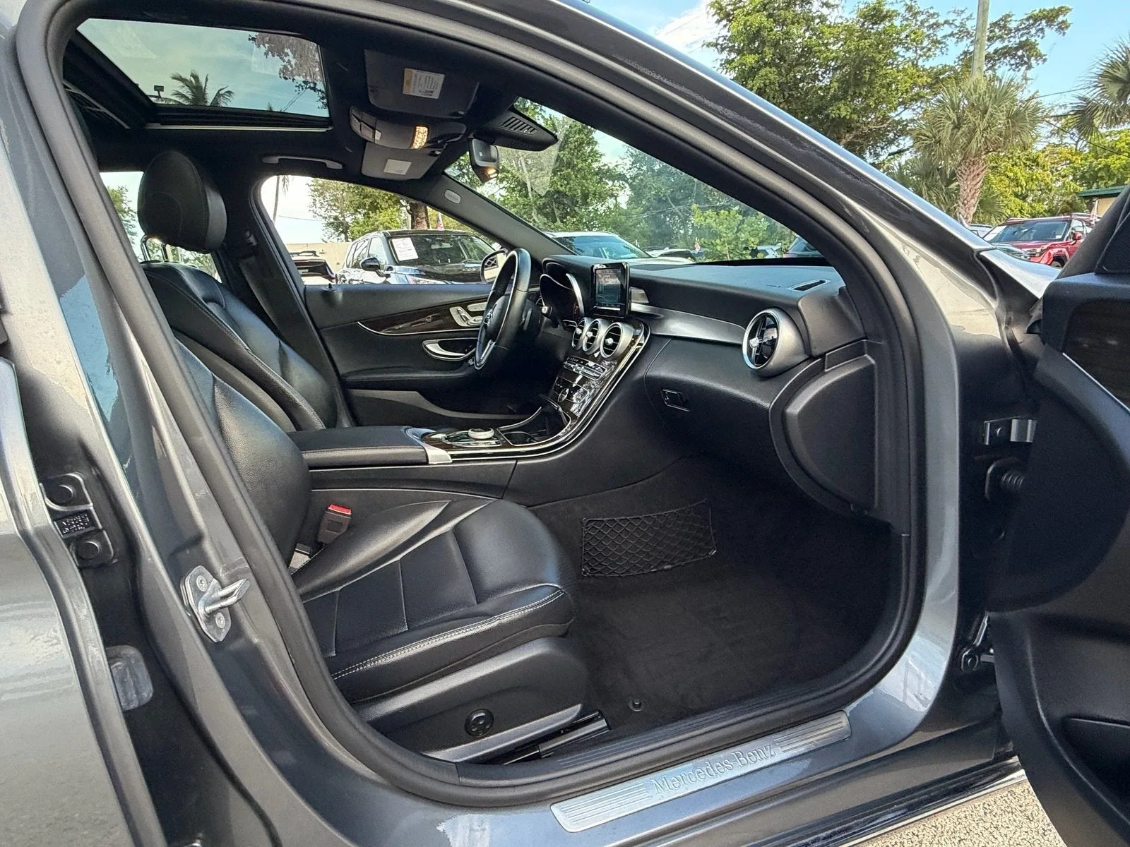 2019 Mercedes-Benz C-Class C 300 photo 16