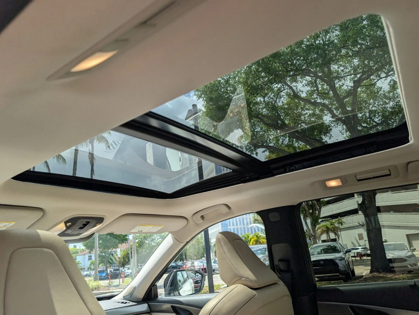2023 INFINITI QX60 LUXE photo 14