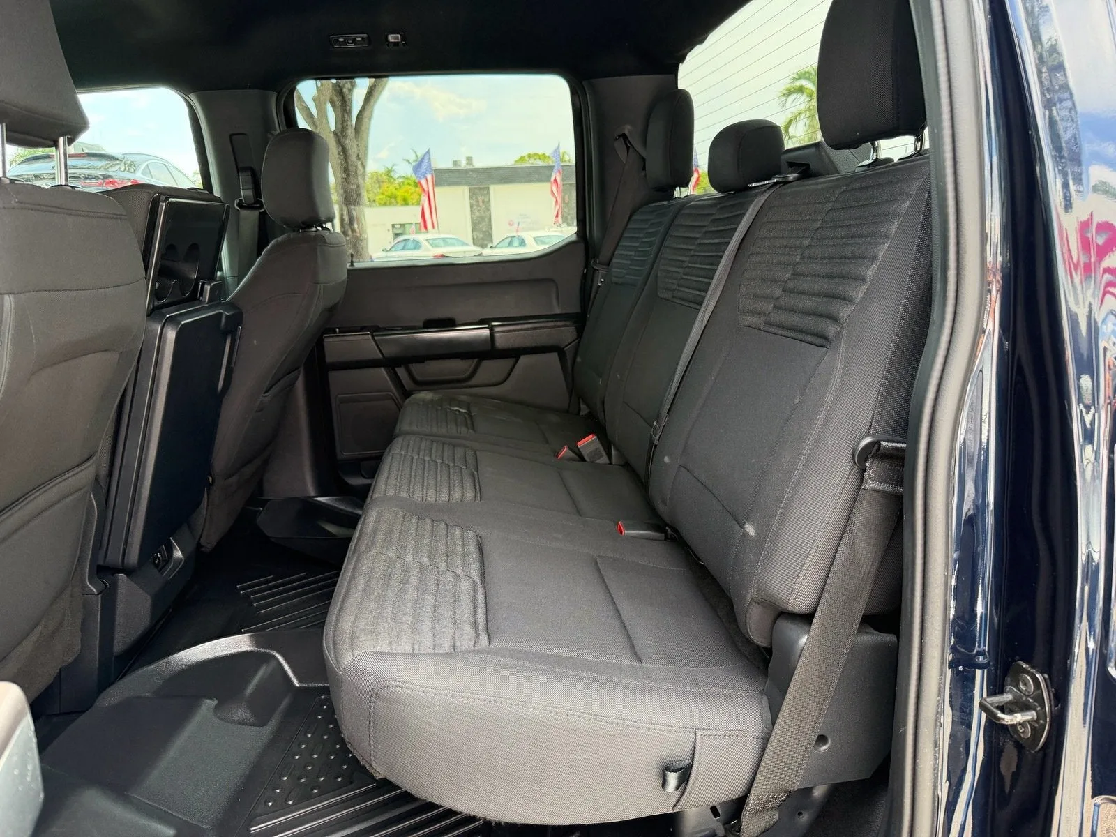2023 Ford F-150 XL photo 12