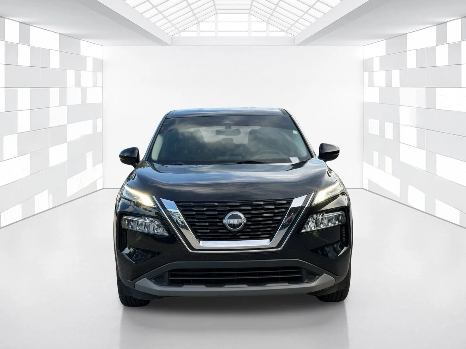 2023 Nissan Rogue SV photo 2