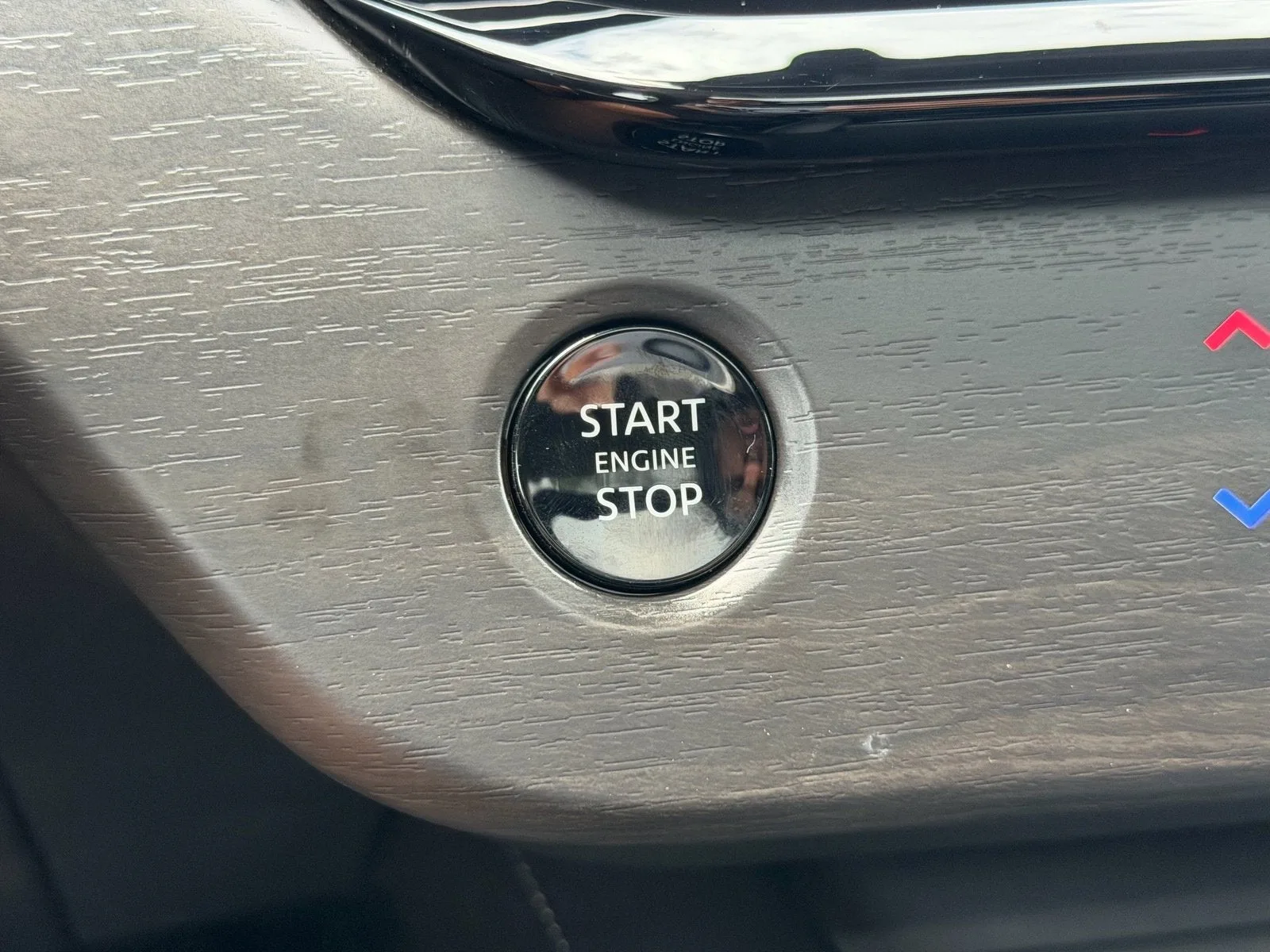 2025 Nissan Murano SL photo 24