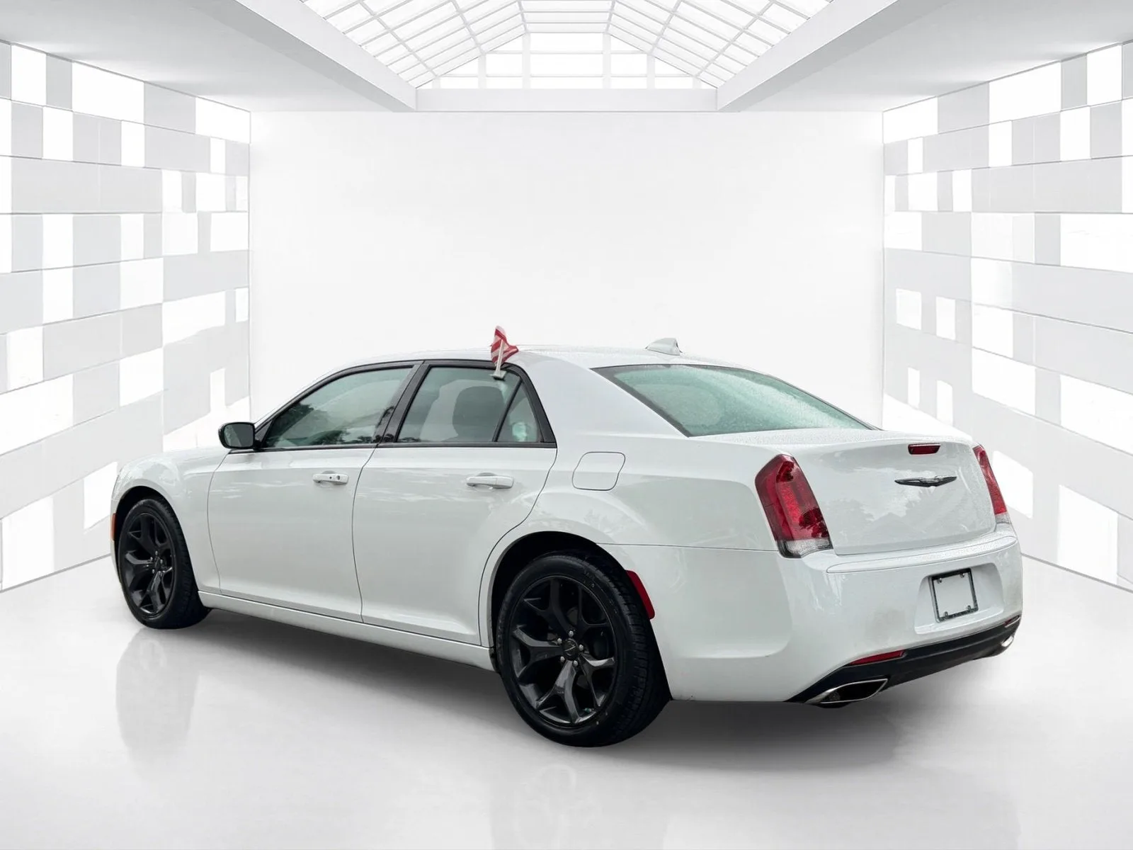 2022 Chrysler 300 Touring photo 5