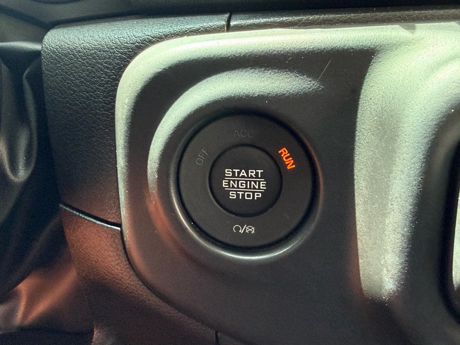 2023 Jeep Wrangler 4xe Sahara photo 28