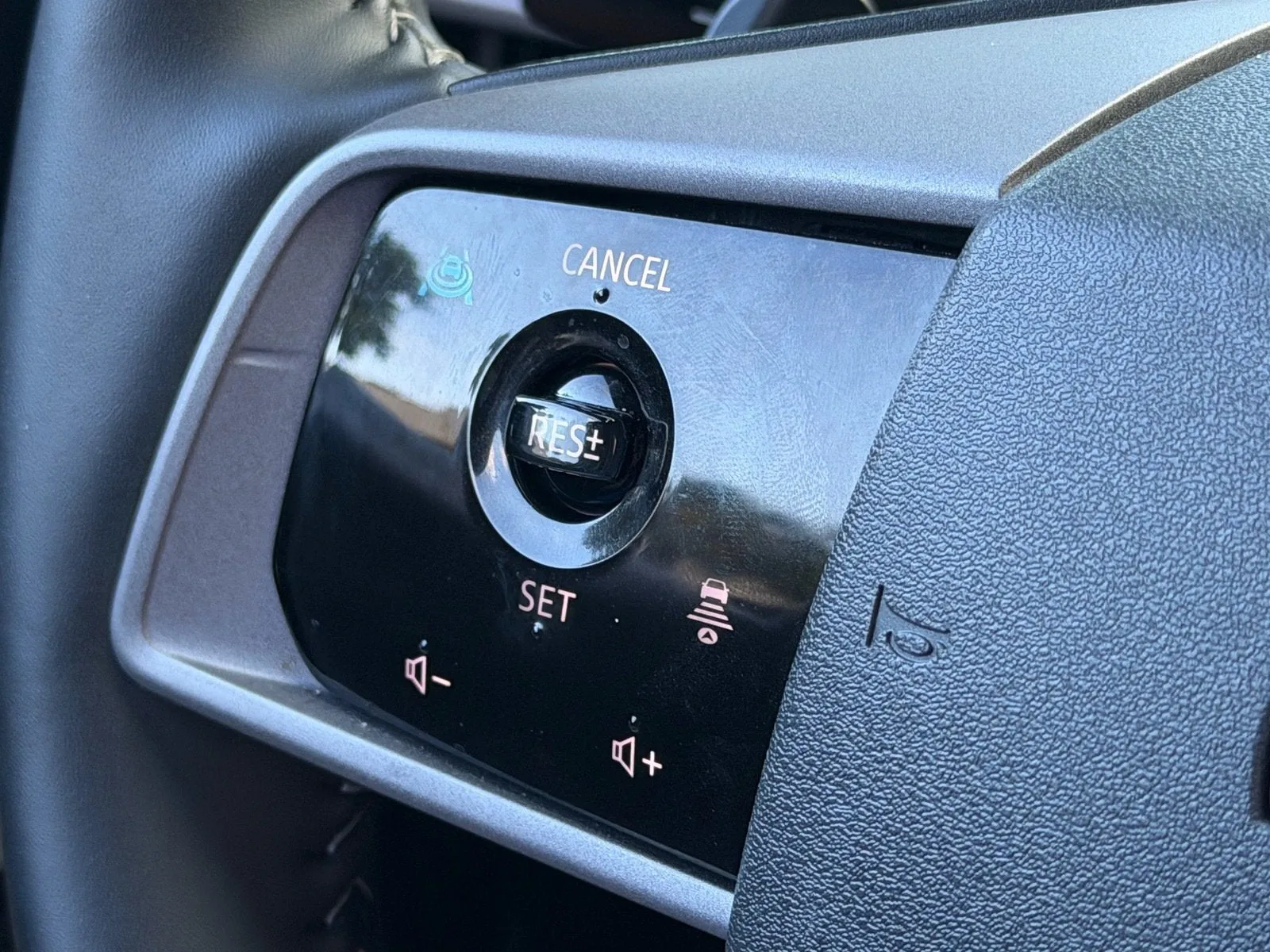2025 Nissan Murano SV photo 28