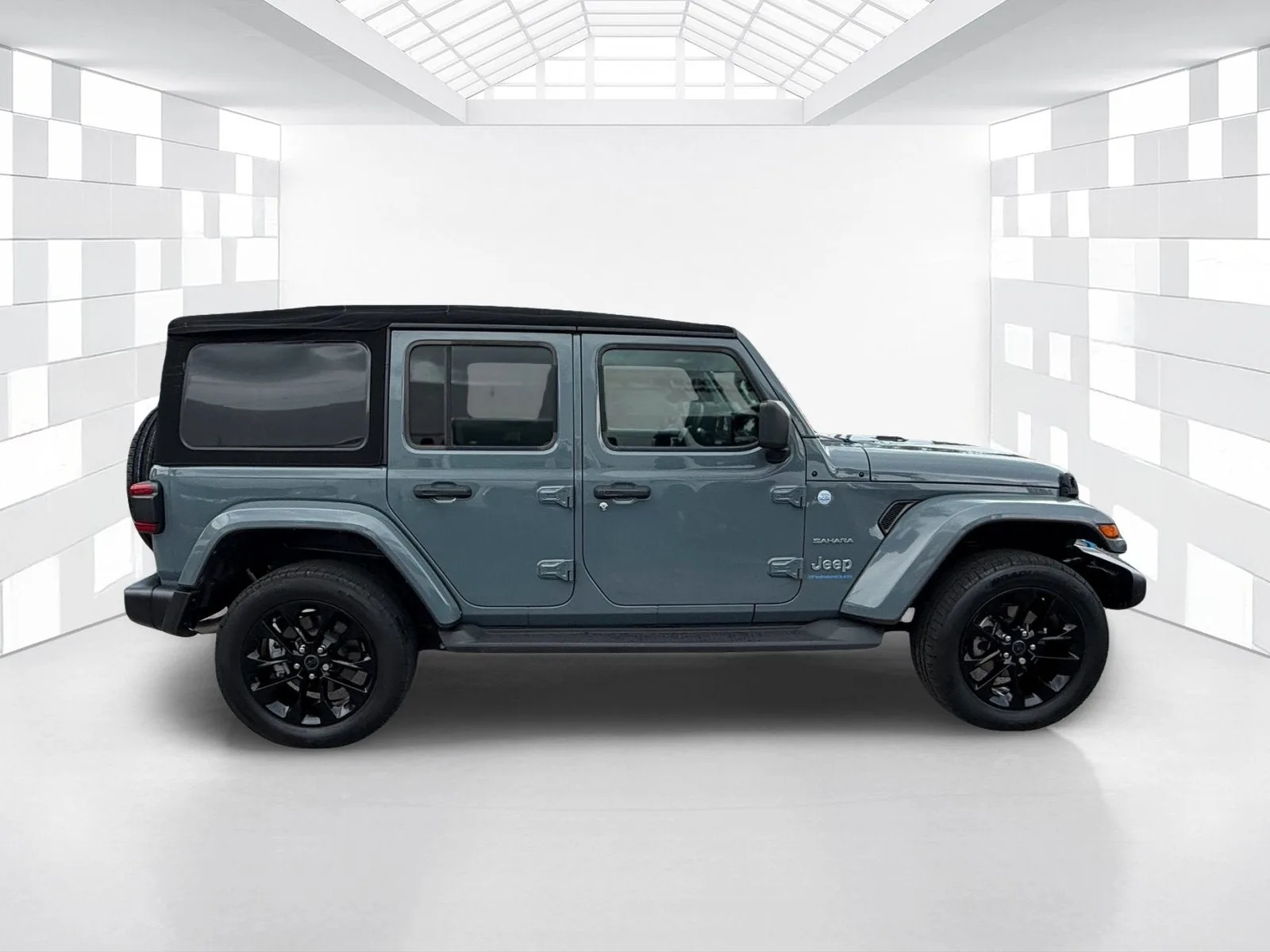 2024 Jeep Wrangler 4xe Sahara photo 8