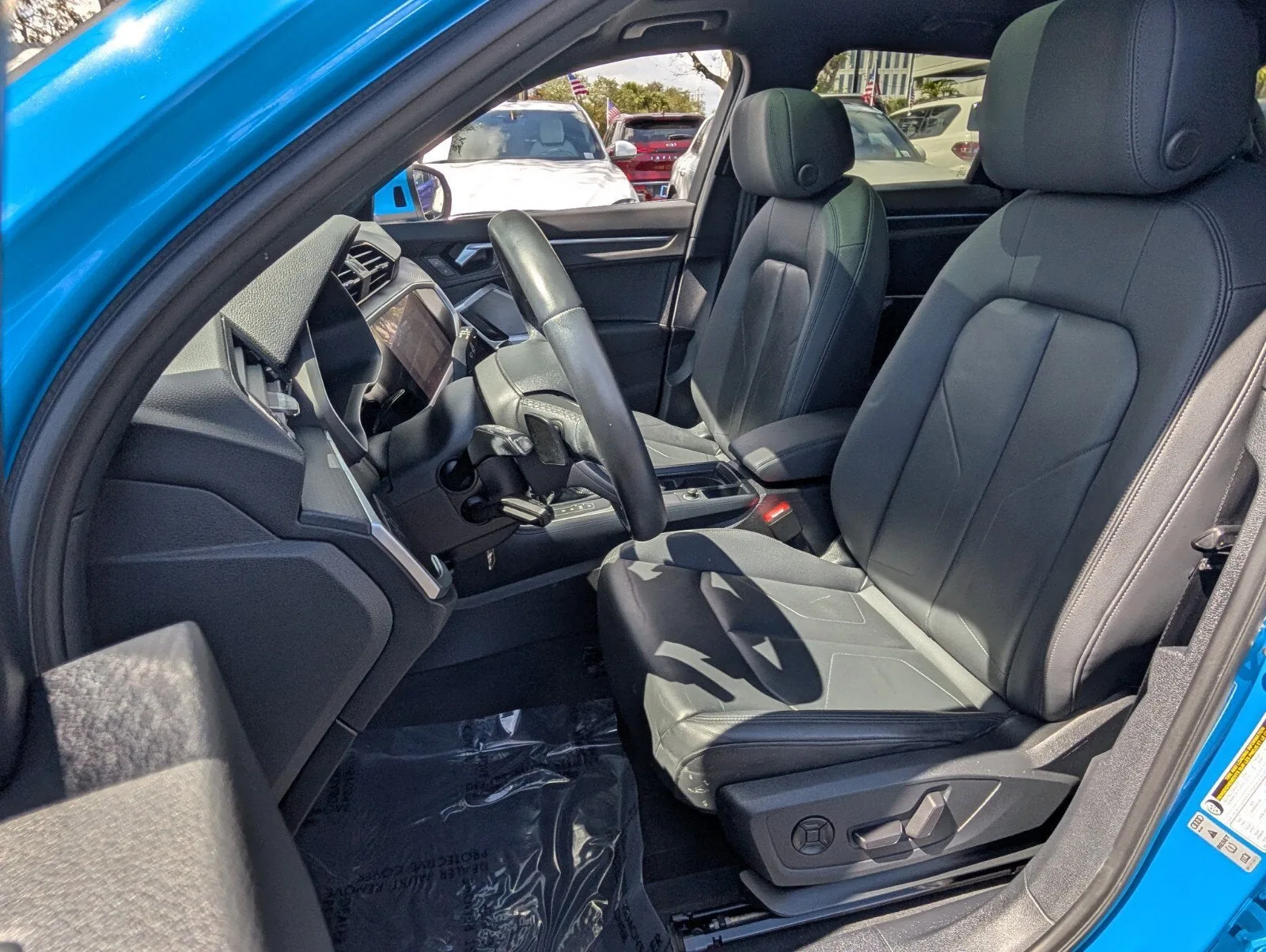 2022 Audi Q3 S line Premium Plus photo 11