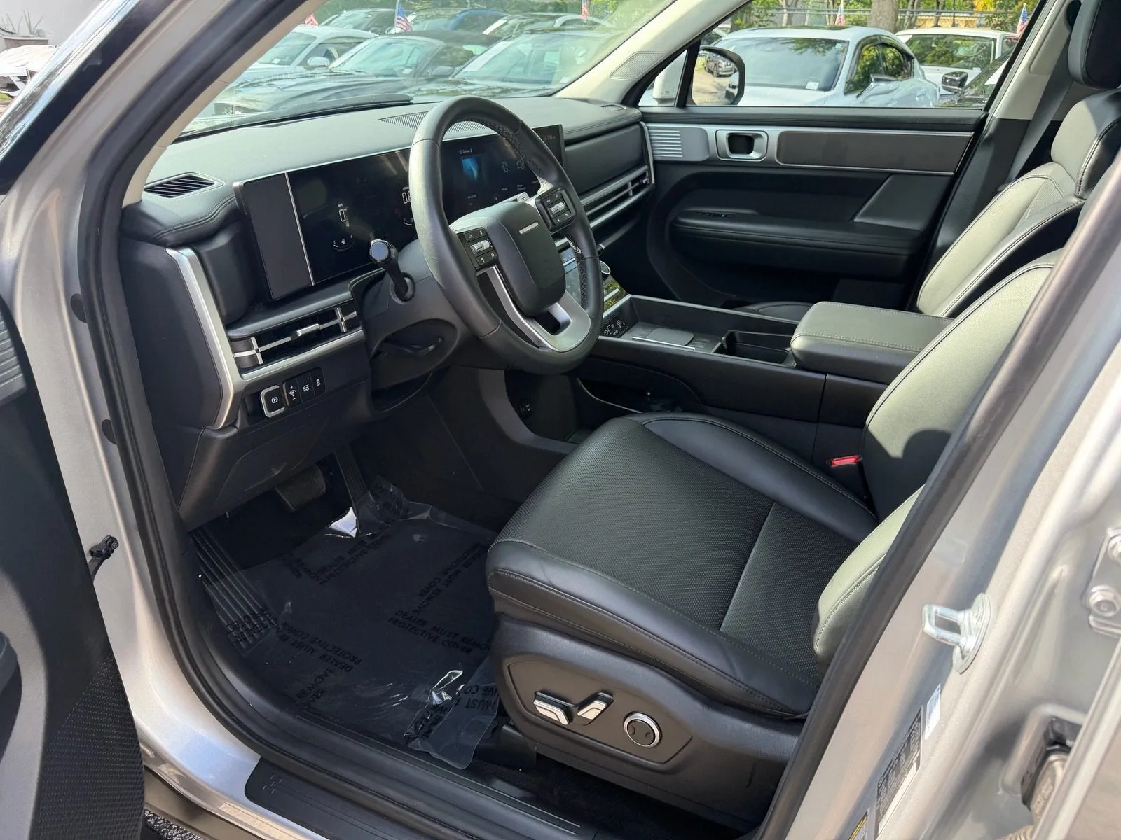 2025 Hyundai Santa Fe SEL photo 11