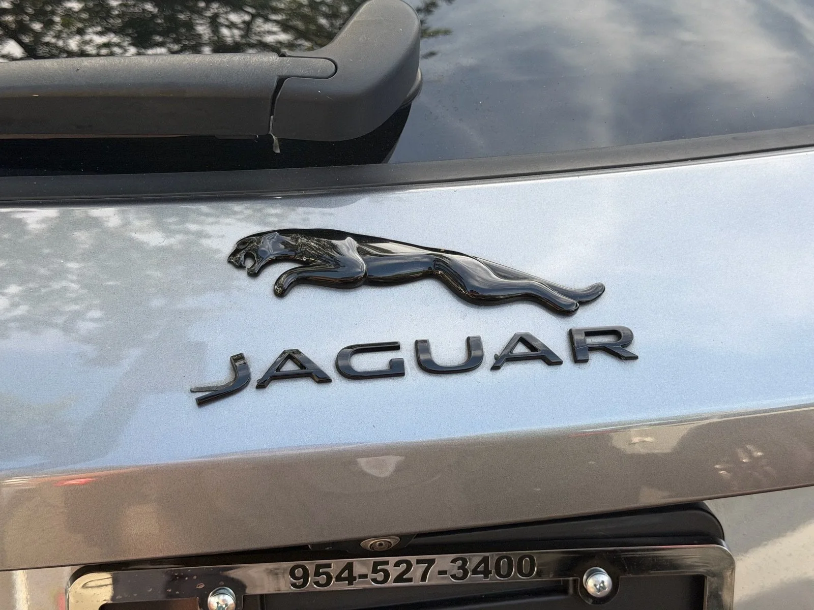 2023 Jaguar F-PACE S photo 5