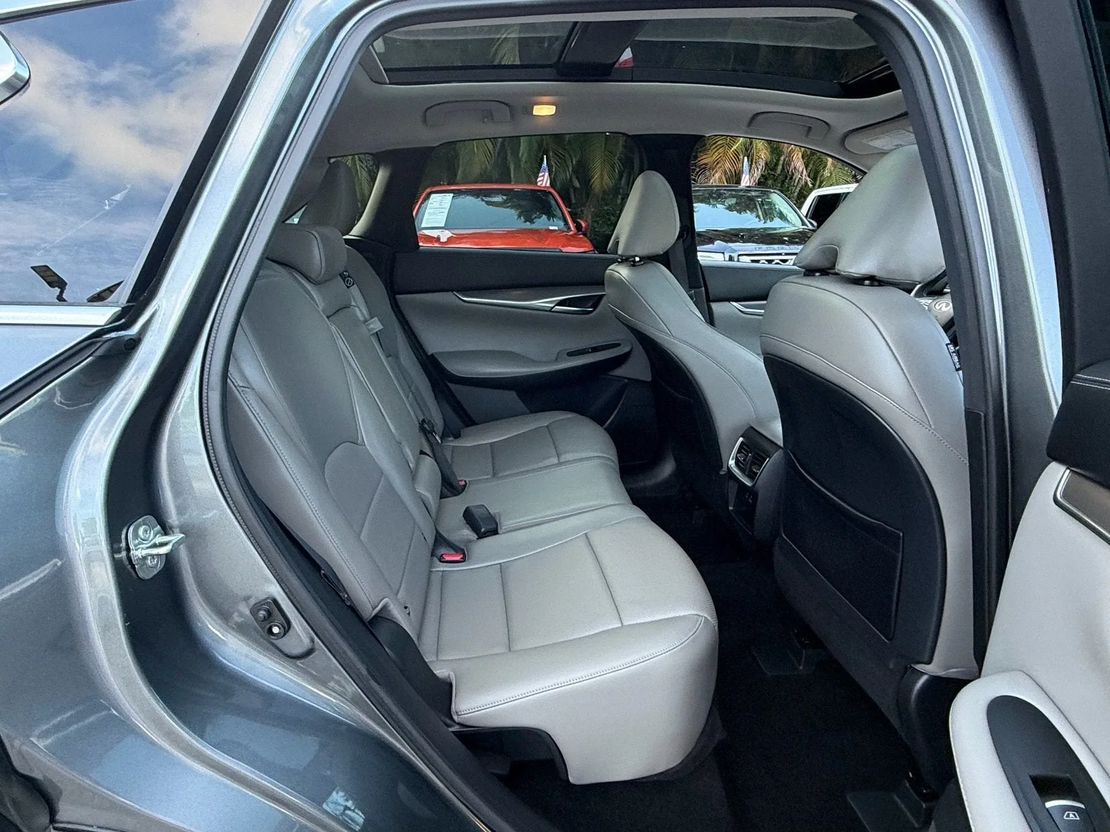 2023 INFINITI QX50 LUXE photo 17