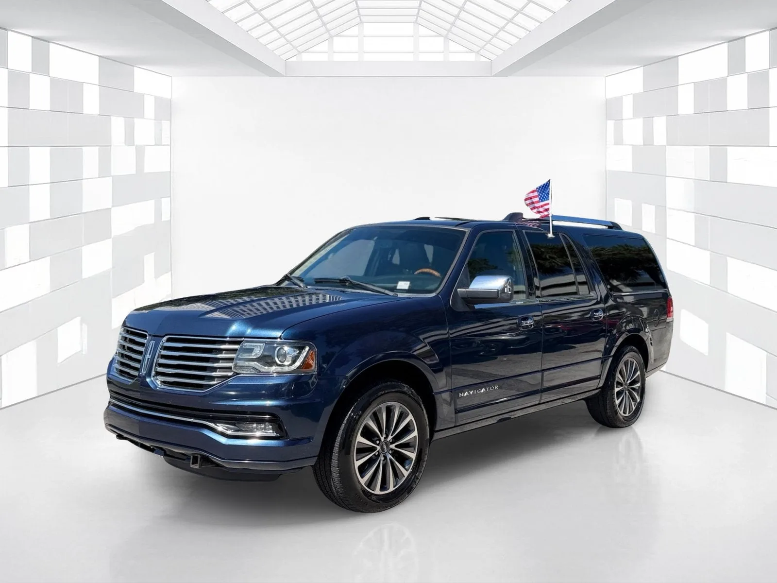 2017 Lincoln Navigator L Select photo 3