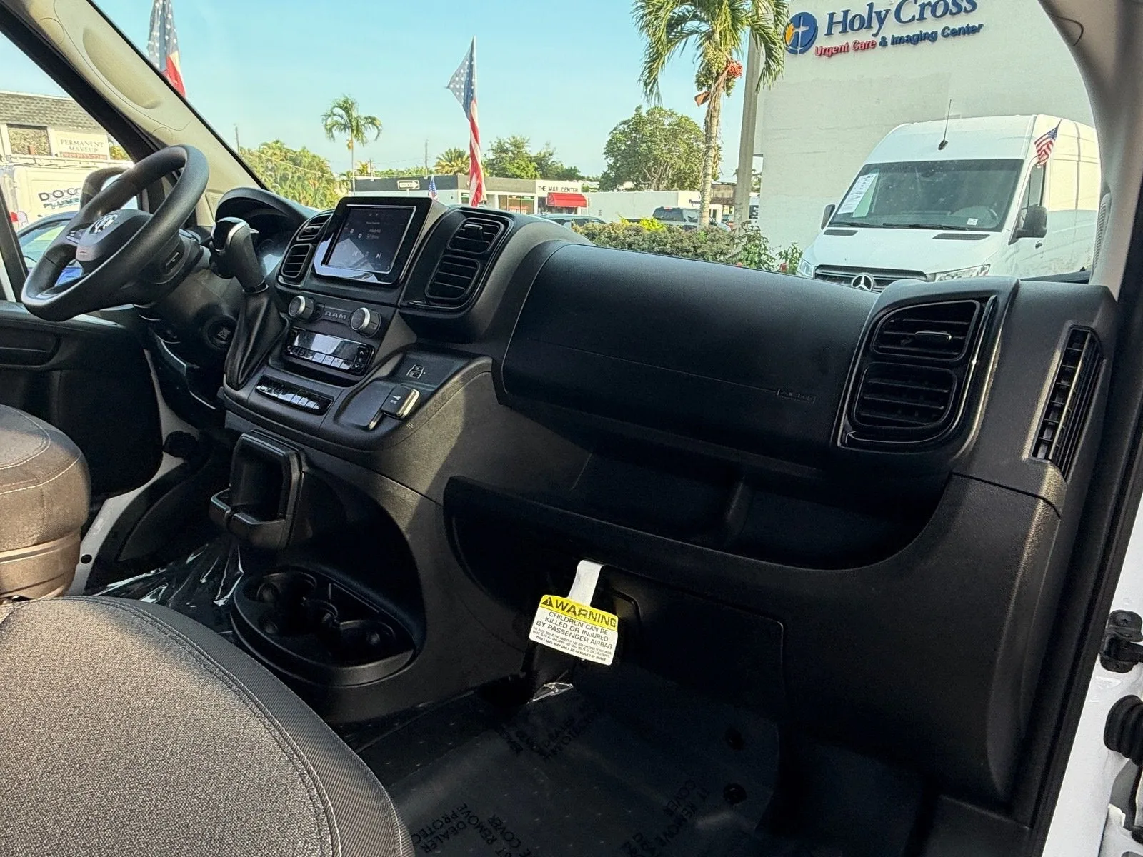 2025 RAM ProMaster Cargo Van Tradesman photo 12