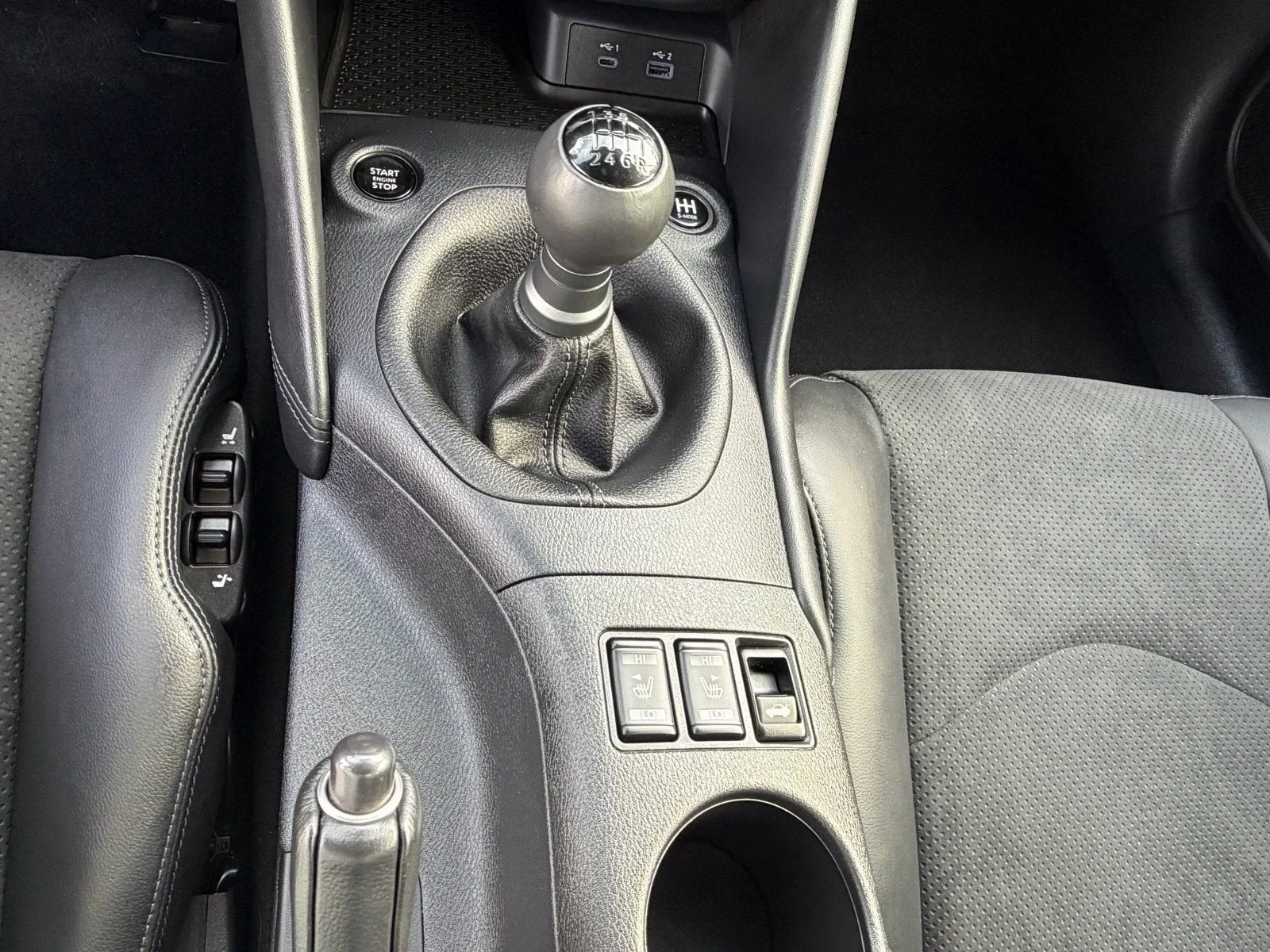 2025 Nissan Z Performance photo 16
