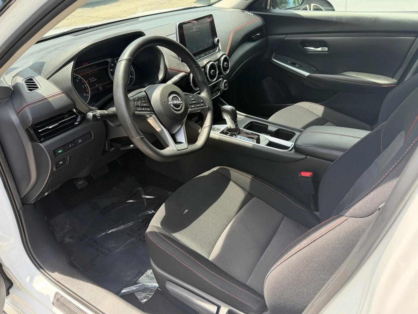 2024 Nissan Sentra SR photo 13