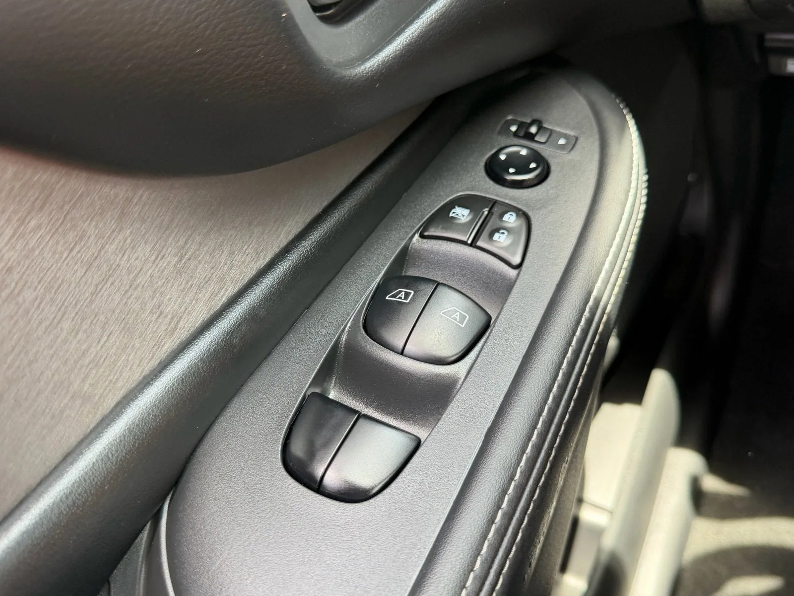 2024 Nissan Murano SV photo 31