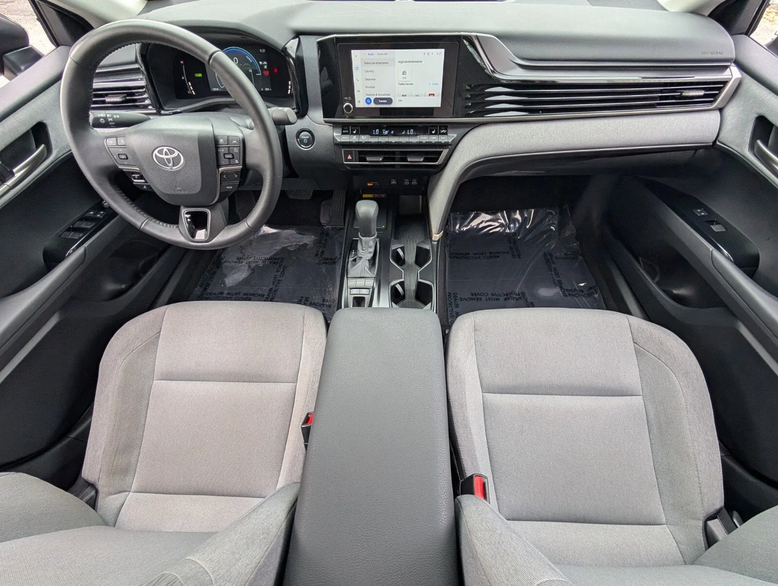 2025 Toyota Camry LE photo 12