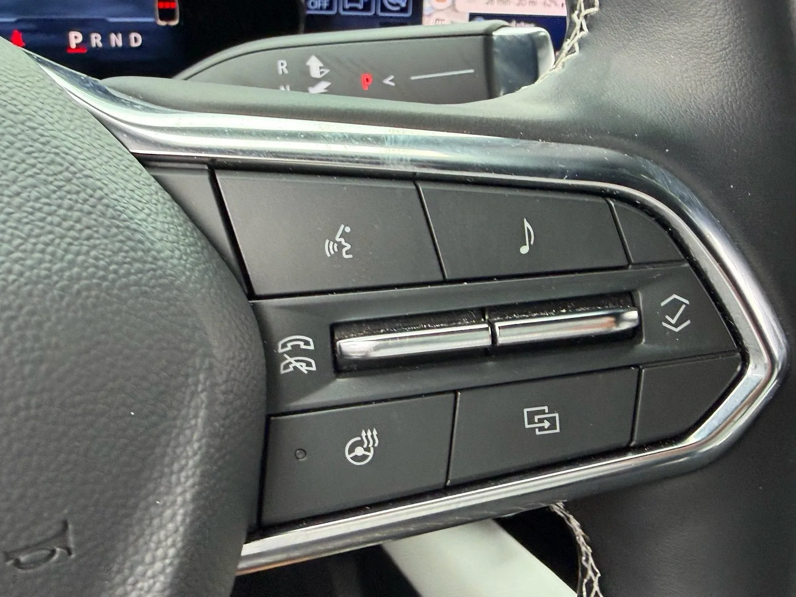 2025 Chevrolet Equinox EV LT photo 26