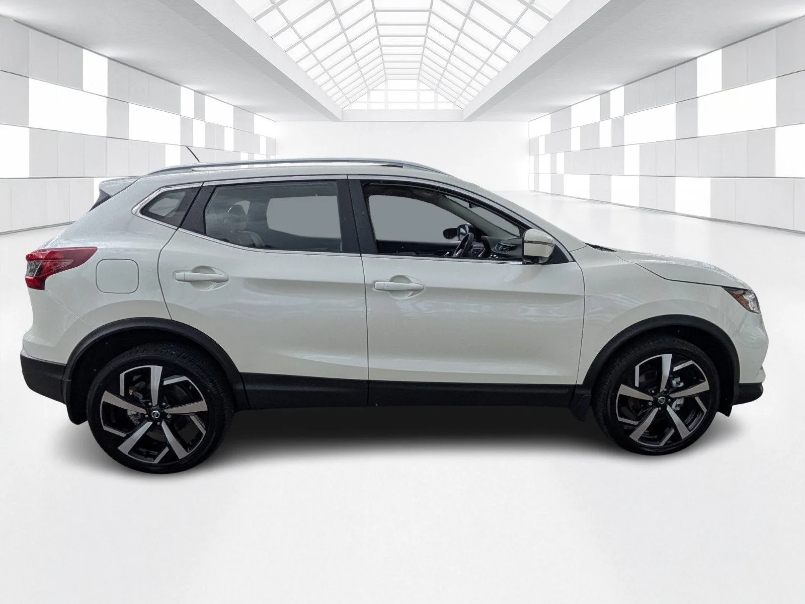 2022 Nissan Rogue Sport SL photo 8