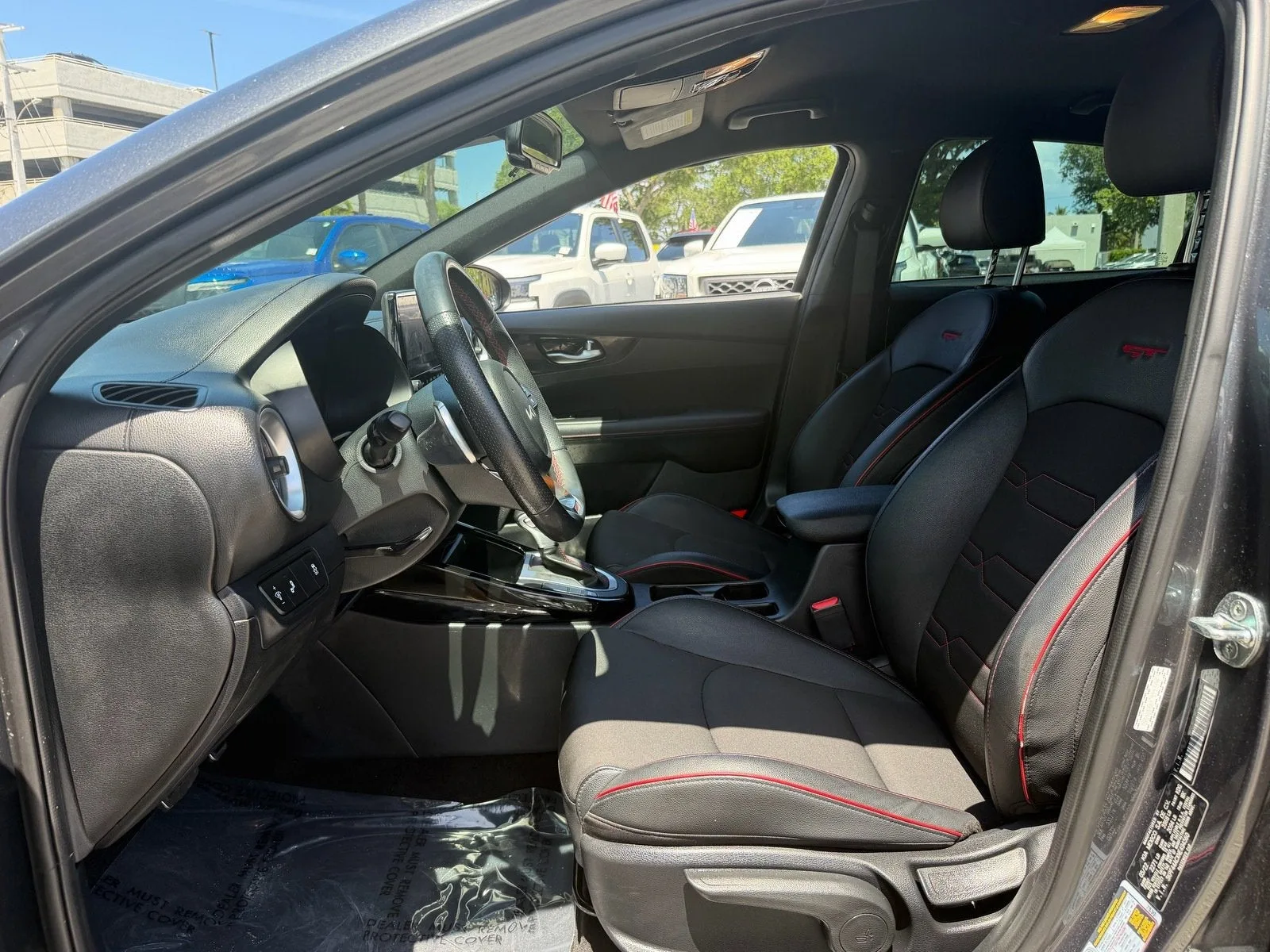2022 Kia Forte GT photo 9