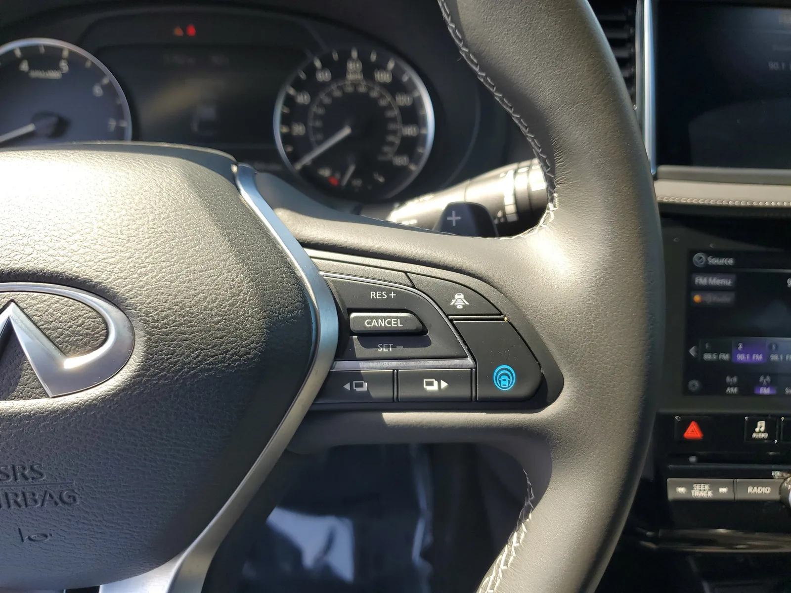 2025 INFINITI QX55 LUXE photo 24