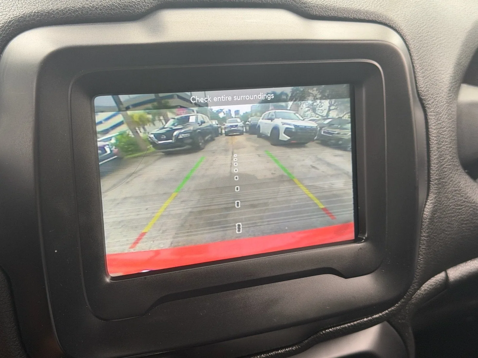 2019 Jeep Renegade Latitude photo 23