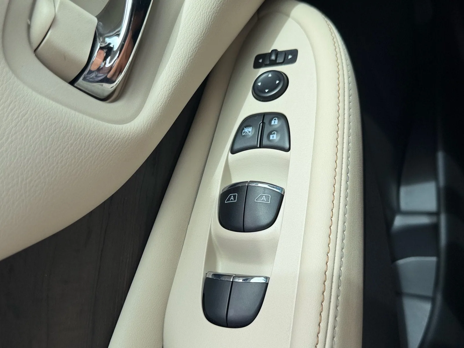2023 Nissan Murano Platinum photo 35