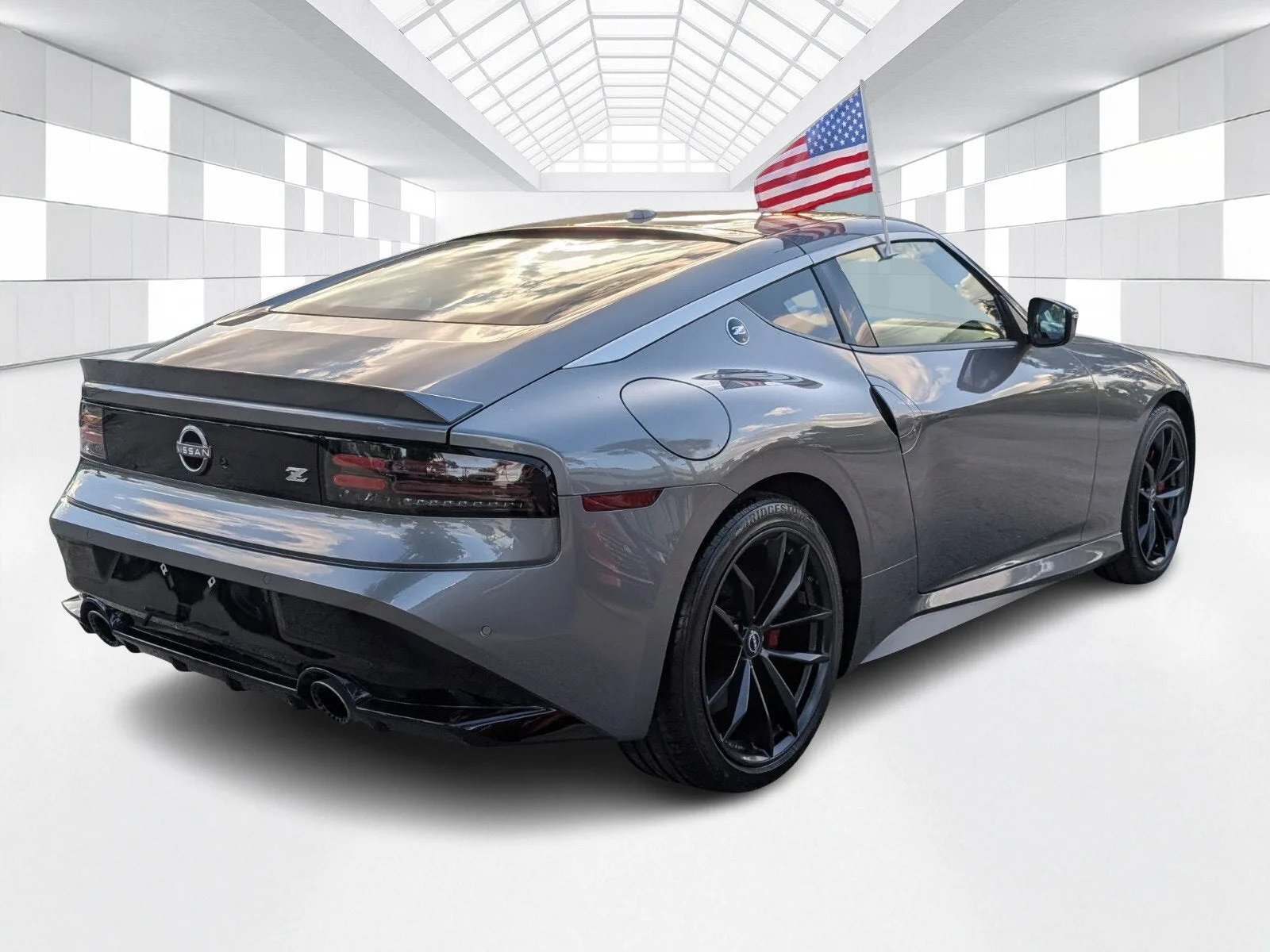 2025 Nissan Z Performance photo 7