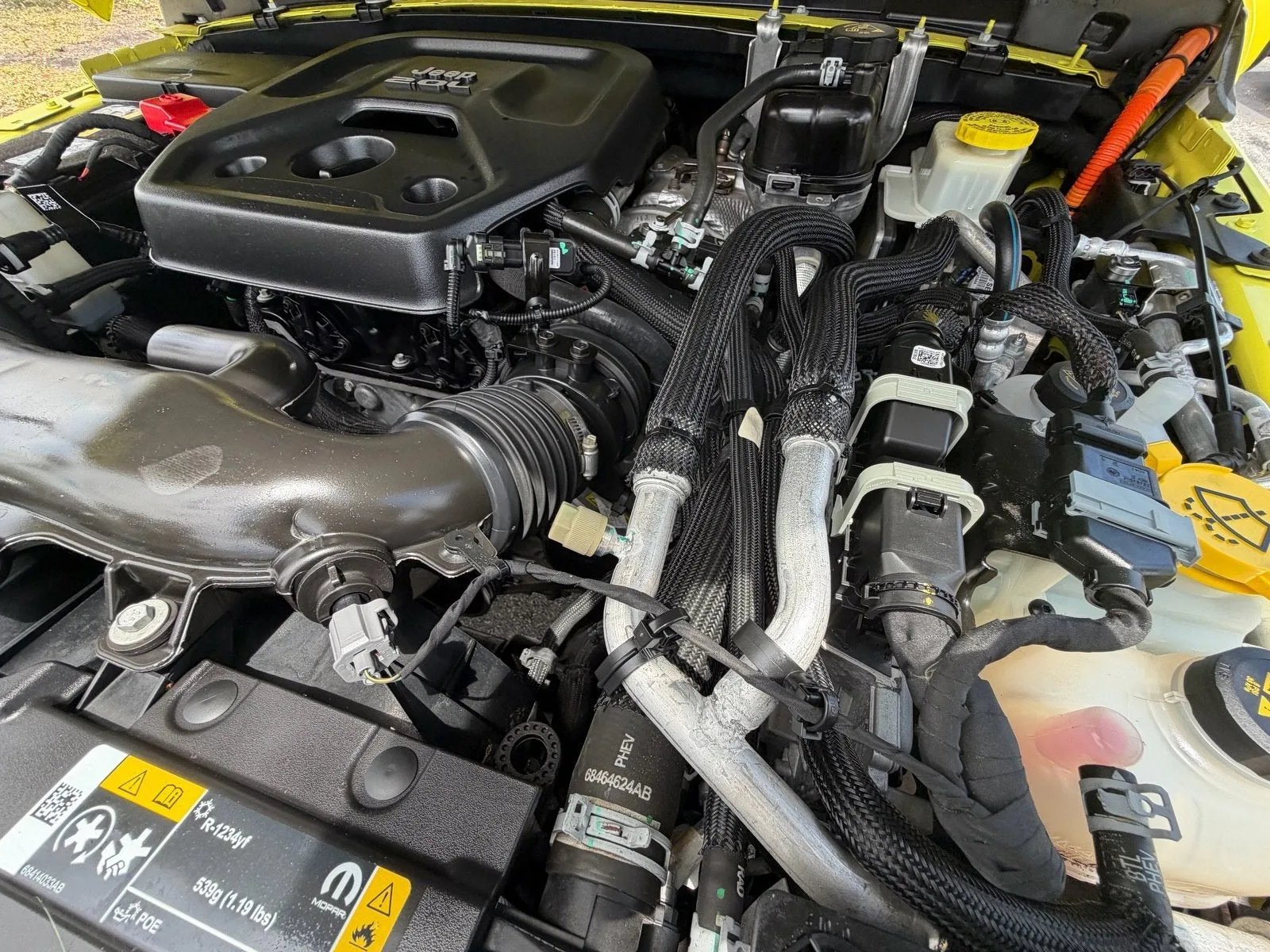 2022 Jeep Wrangler 4xe Unlimited Sahara photo 25