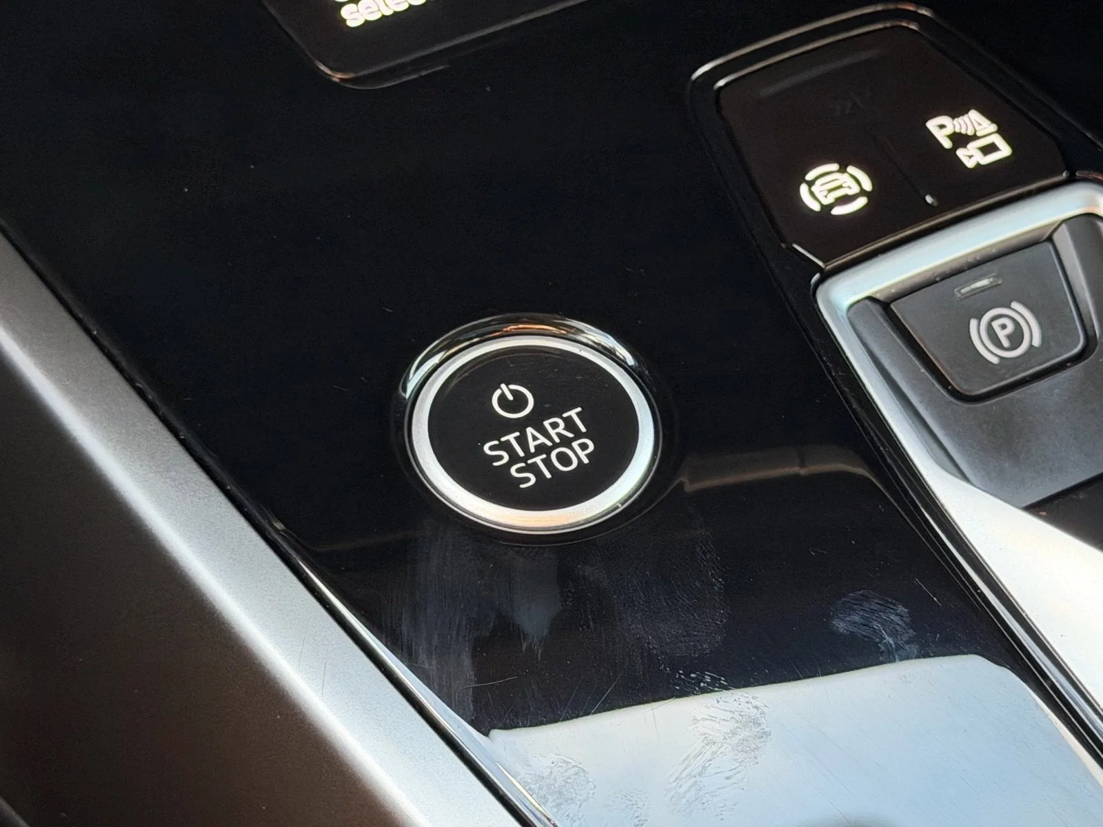 2023 Audi Q4 e-tron Premium Plus photo 24