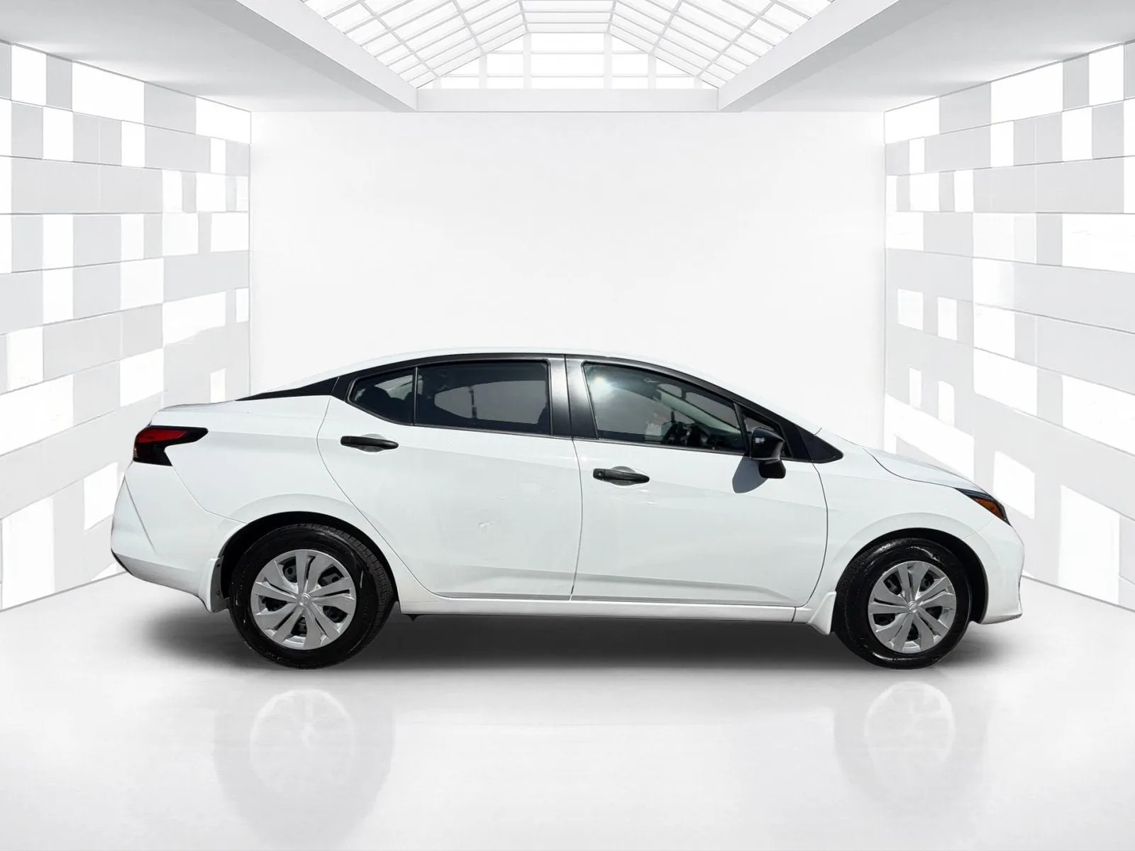2025 Nissan Versa S photo 8