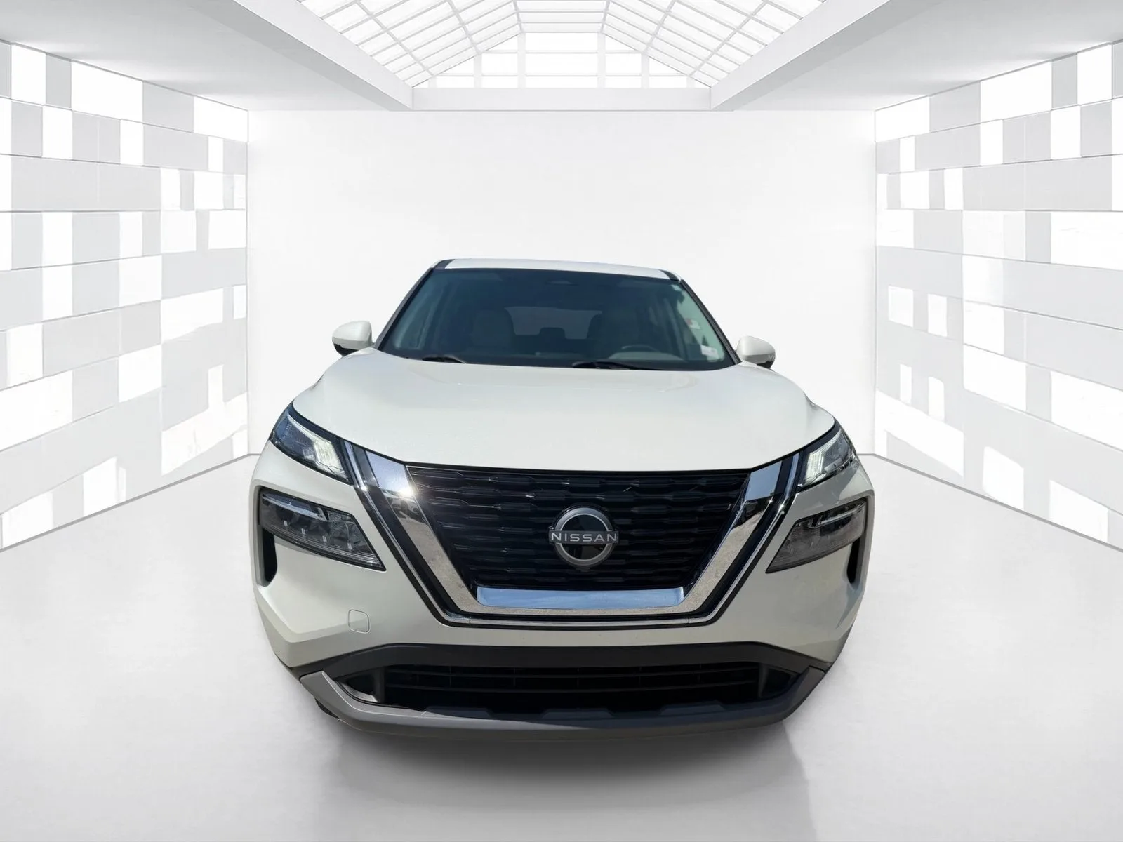 2023 Nissan Rogue SV photo 2