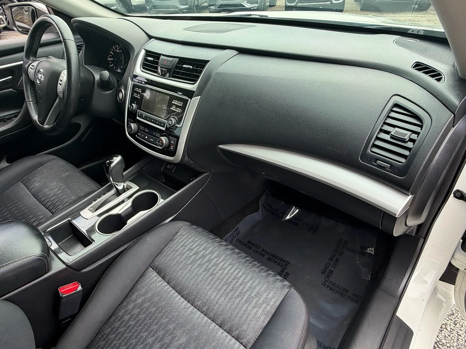 2018 Nissan Altima 2.5 SV photo 17