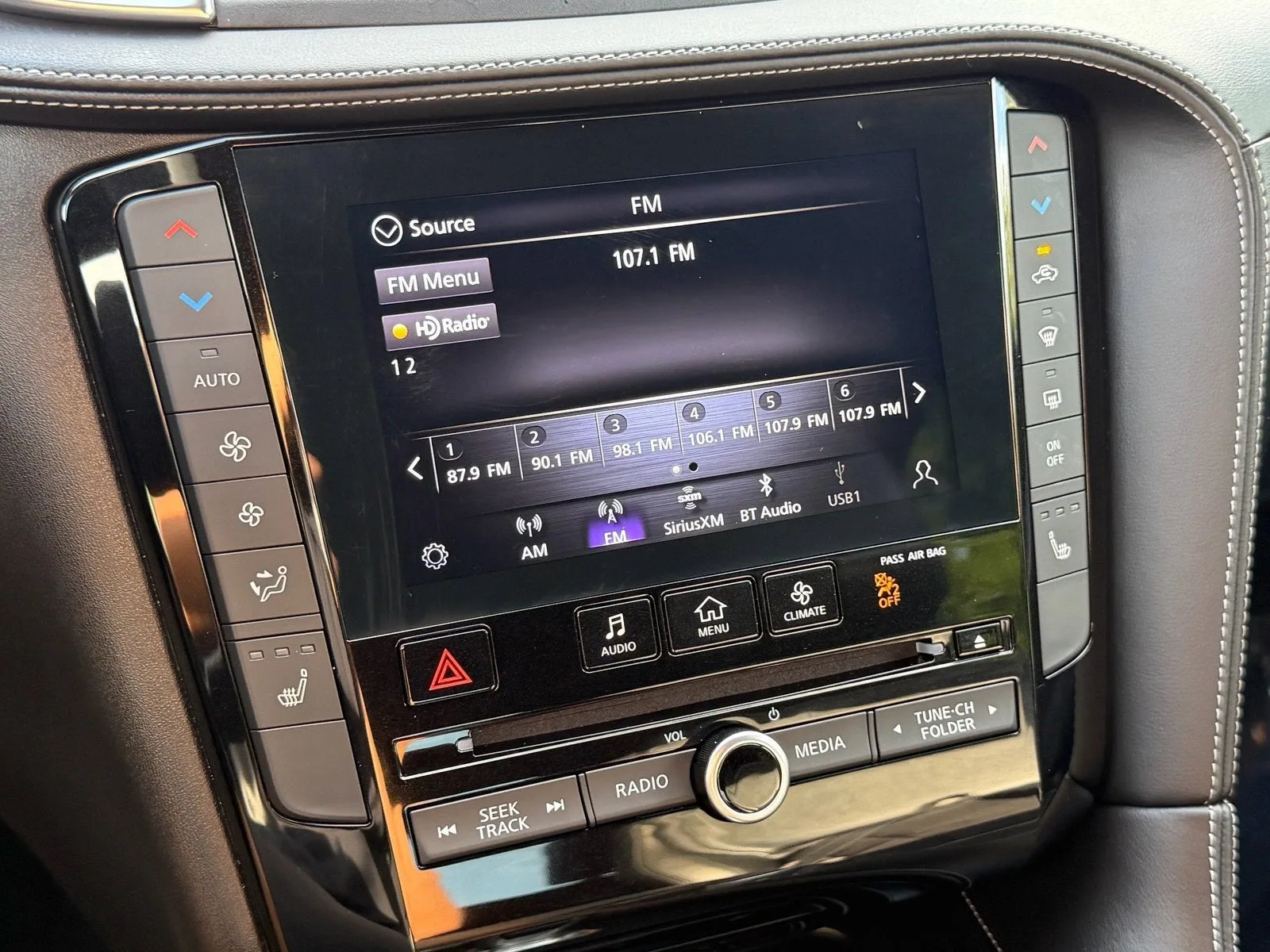 2023 INFINITI QX55 LUXE photo 23