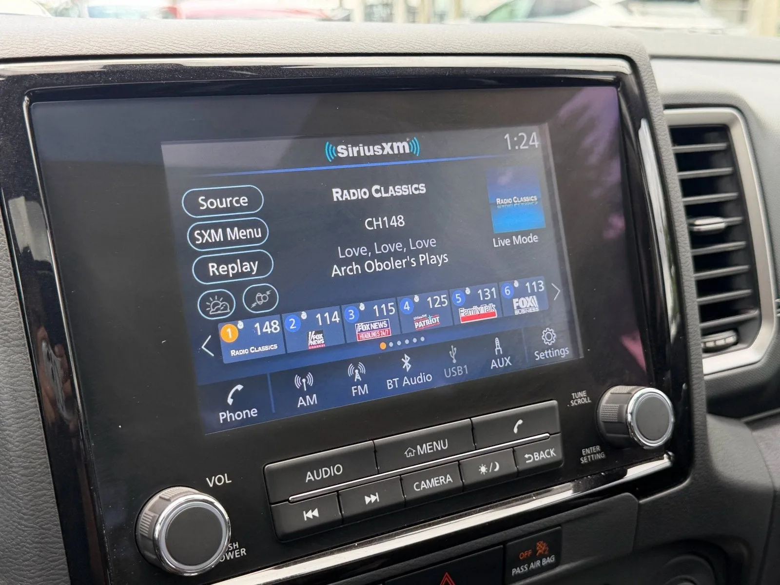 2024 Nissan Frontier Crew Cab SL photo 21