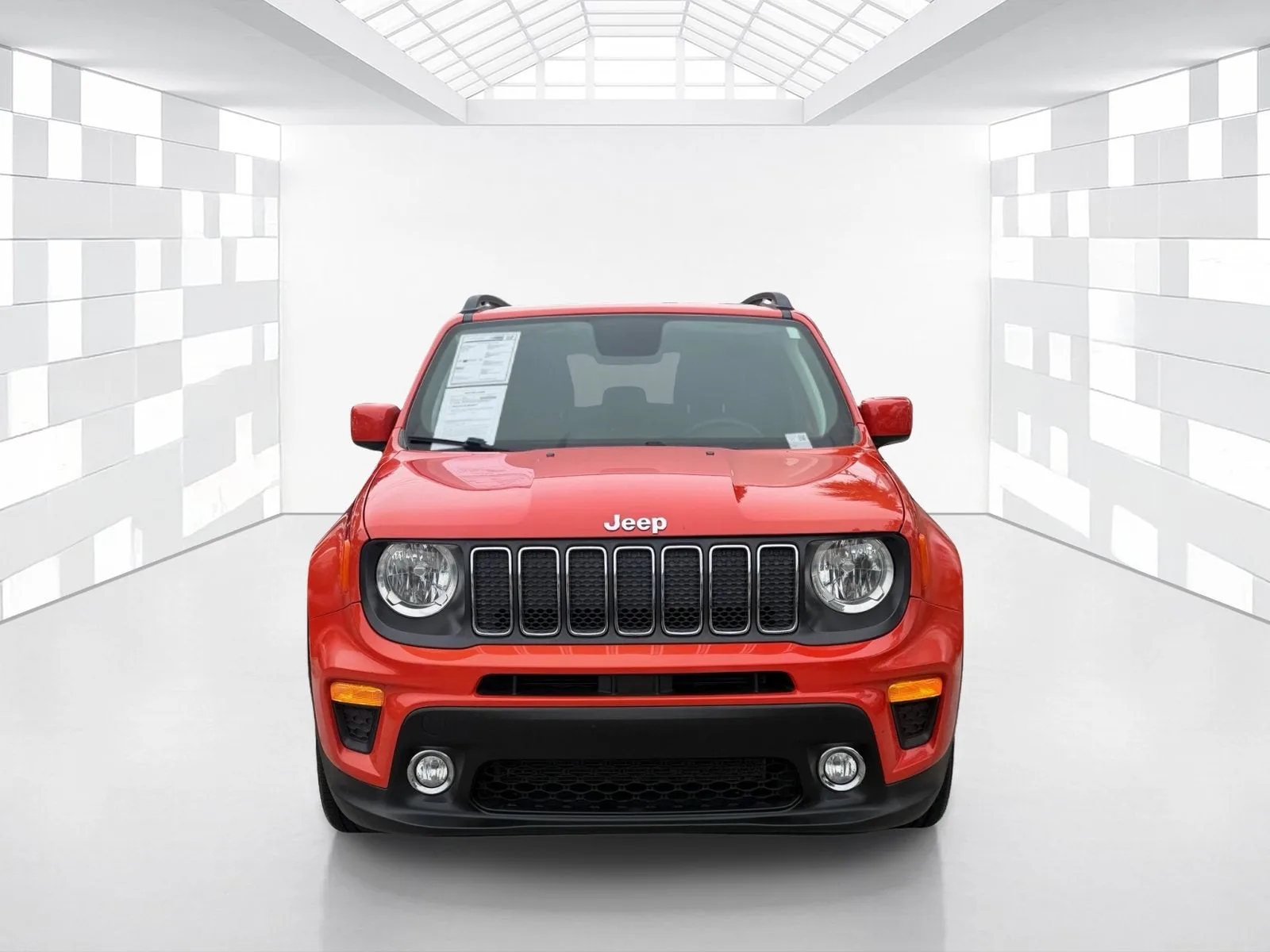 2019 Jeep Renegade Latitude photo 2