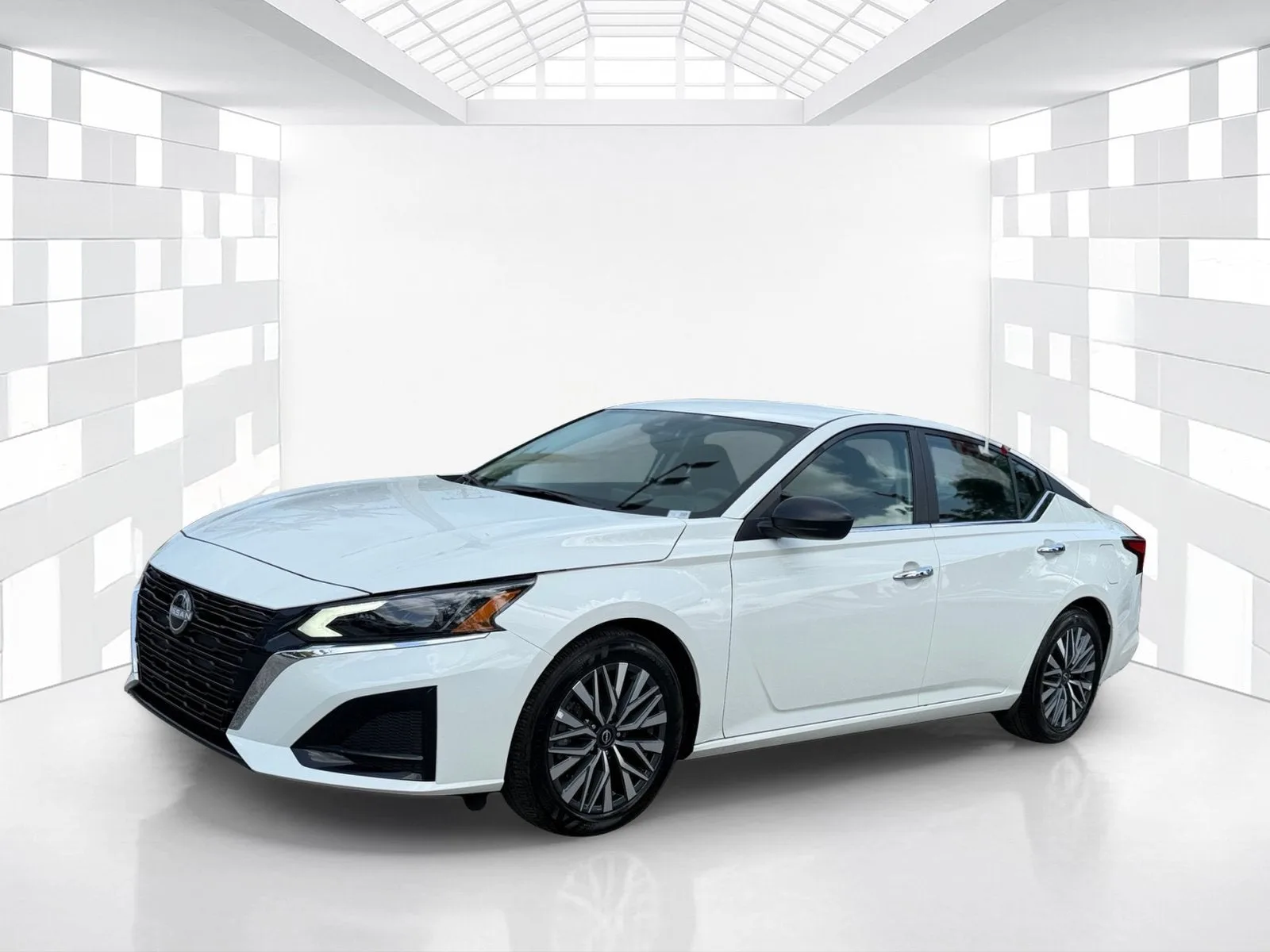 2025 Nissan Altima SV photo 3