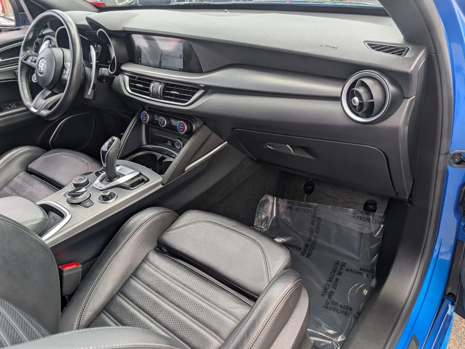 2022 Alfa Romeo Stelvio Veloce photo 18
