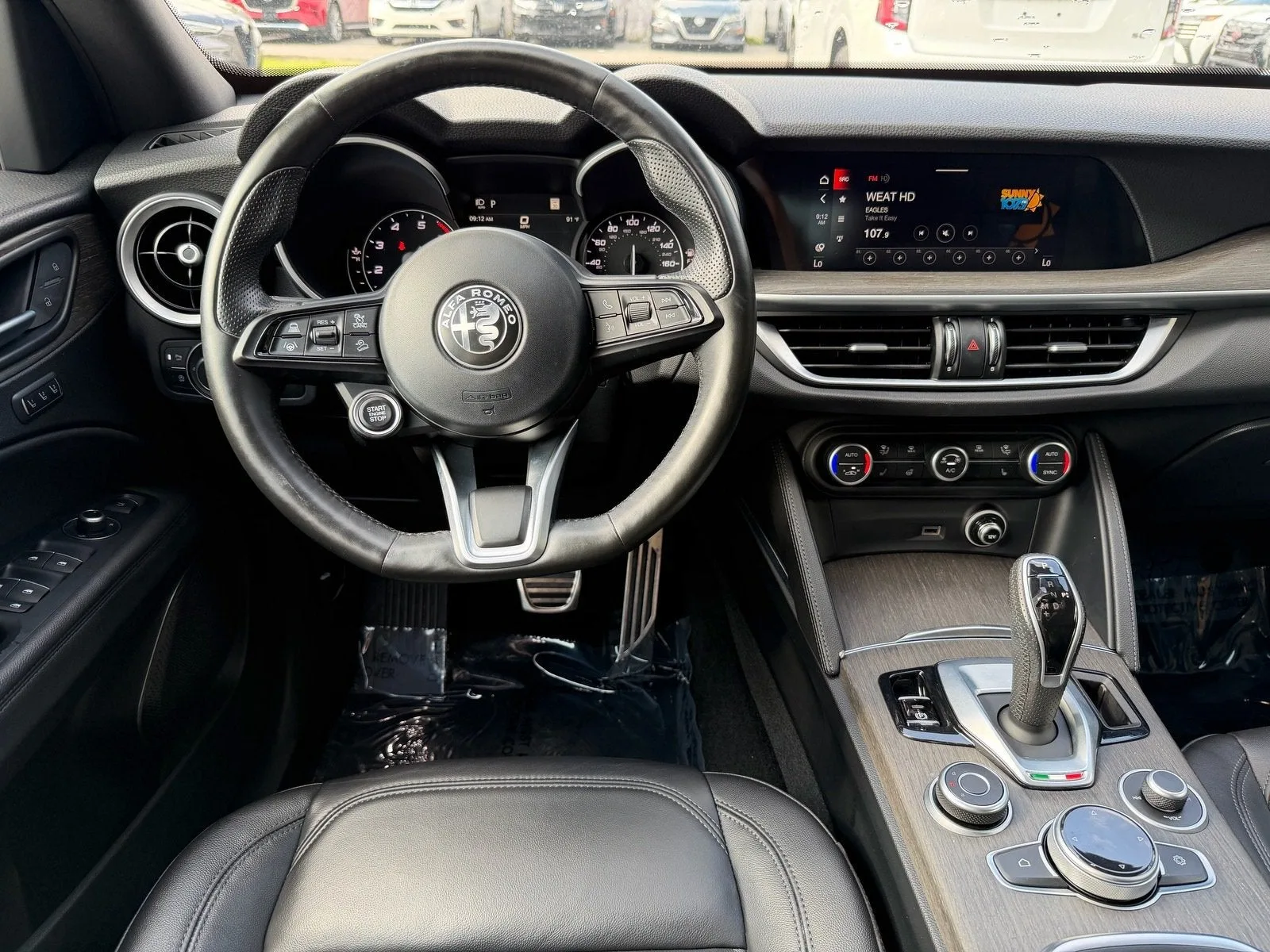 2022 Alfa Romeo Stelvio Ti photo 17