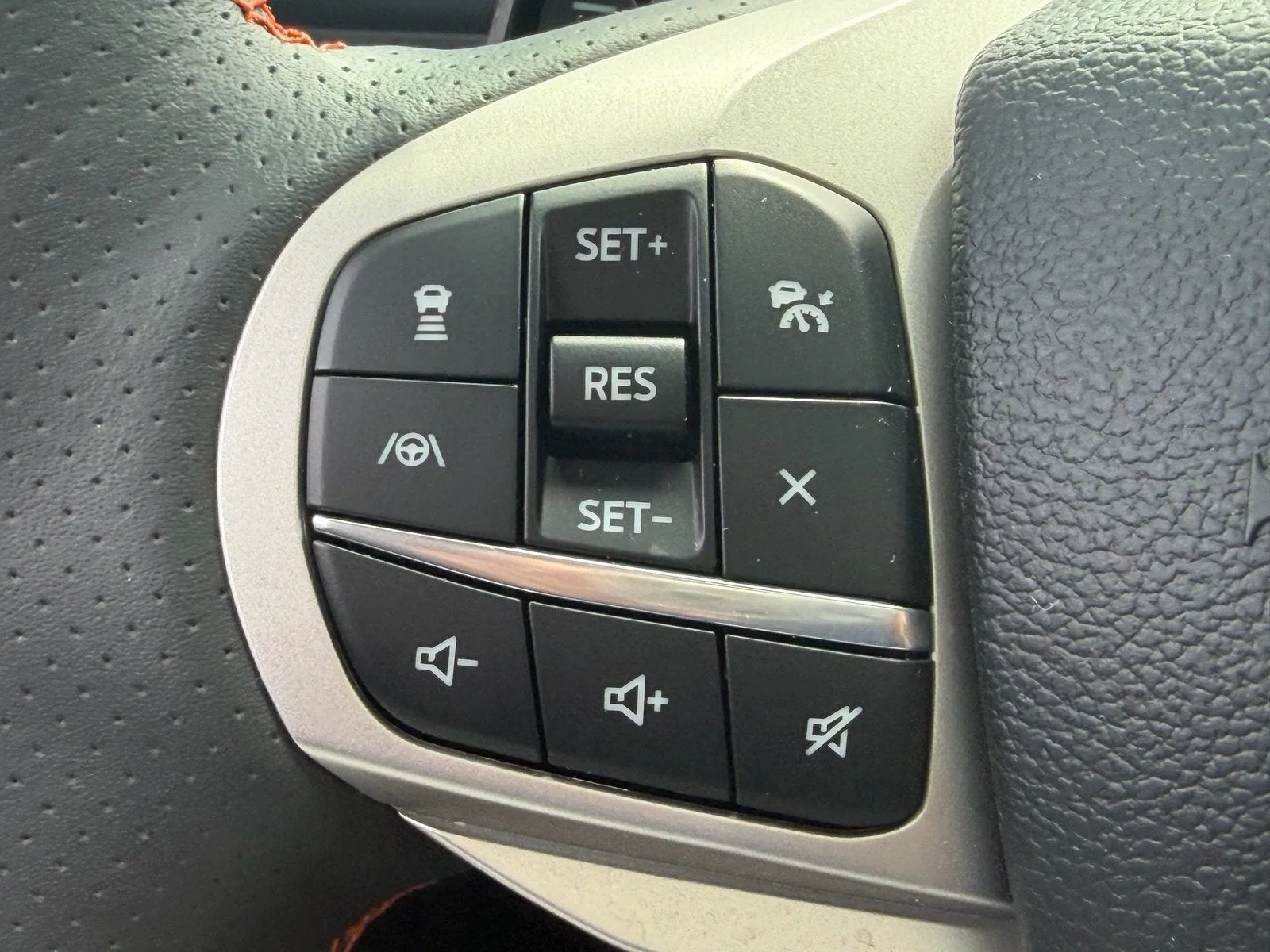 2024 Ford Explorer Timberline photo 30