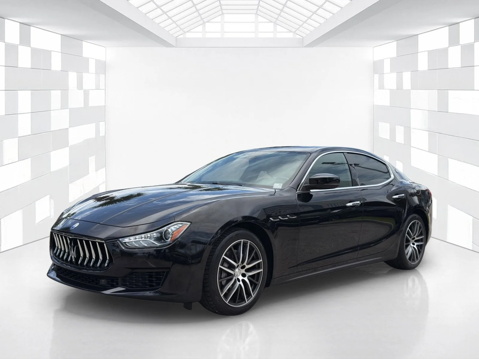 2018 Maserati Ghibli Base photo 3