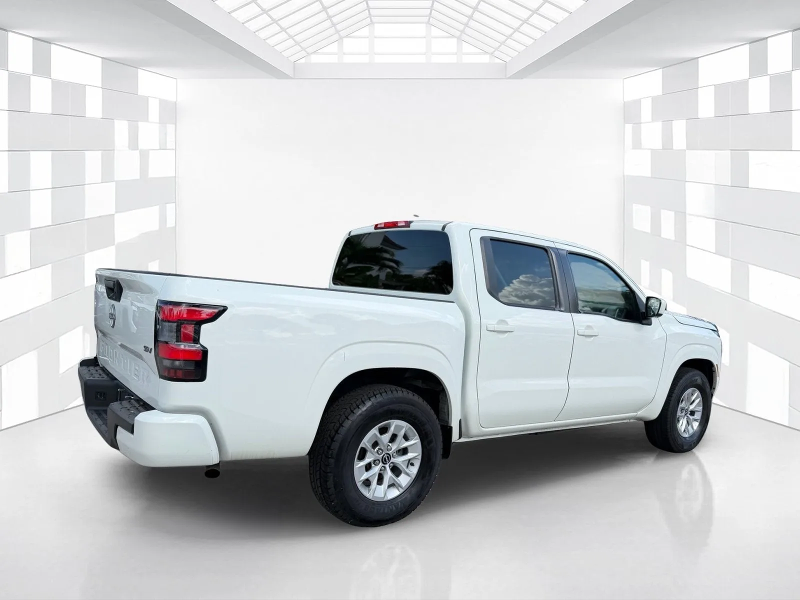 2024 Nissan Frontier Crew Cab SV photo 7
