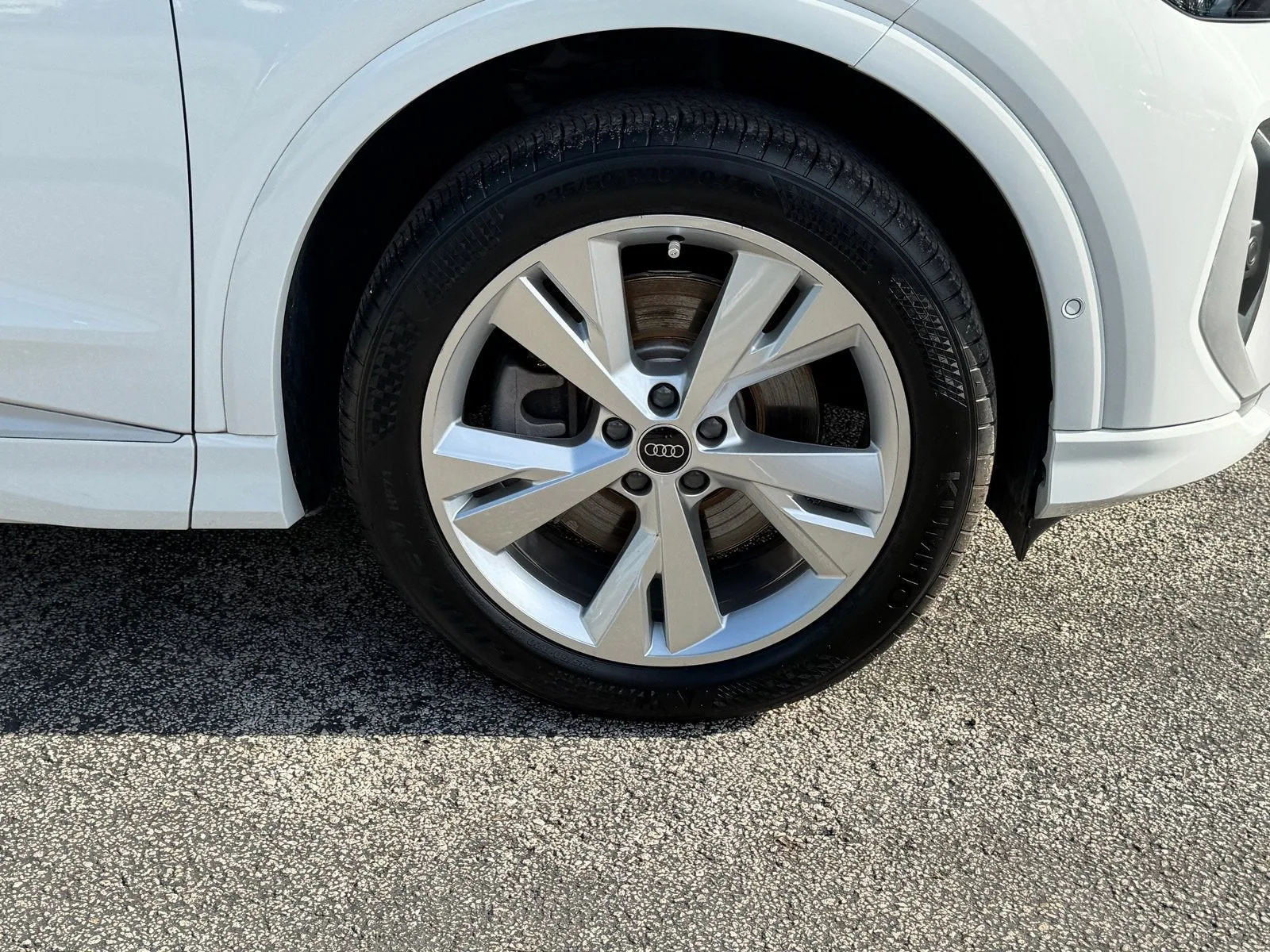 2023 Audi Q4 e-tron Premium Plus photo 9