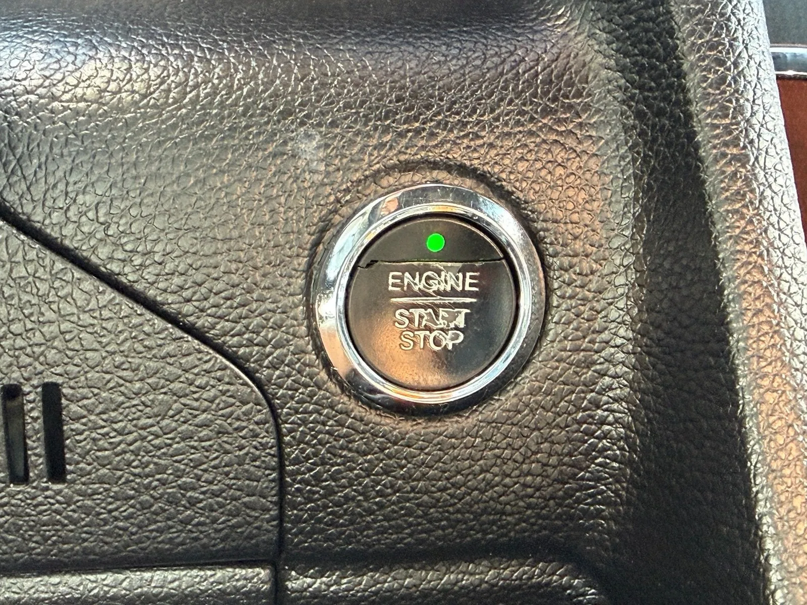 2017 Lincoln Navigator L Select photo 32