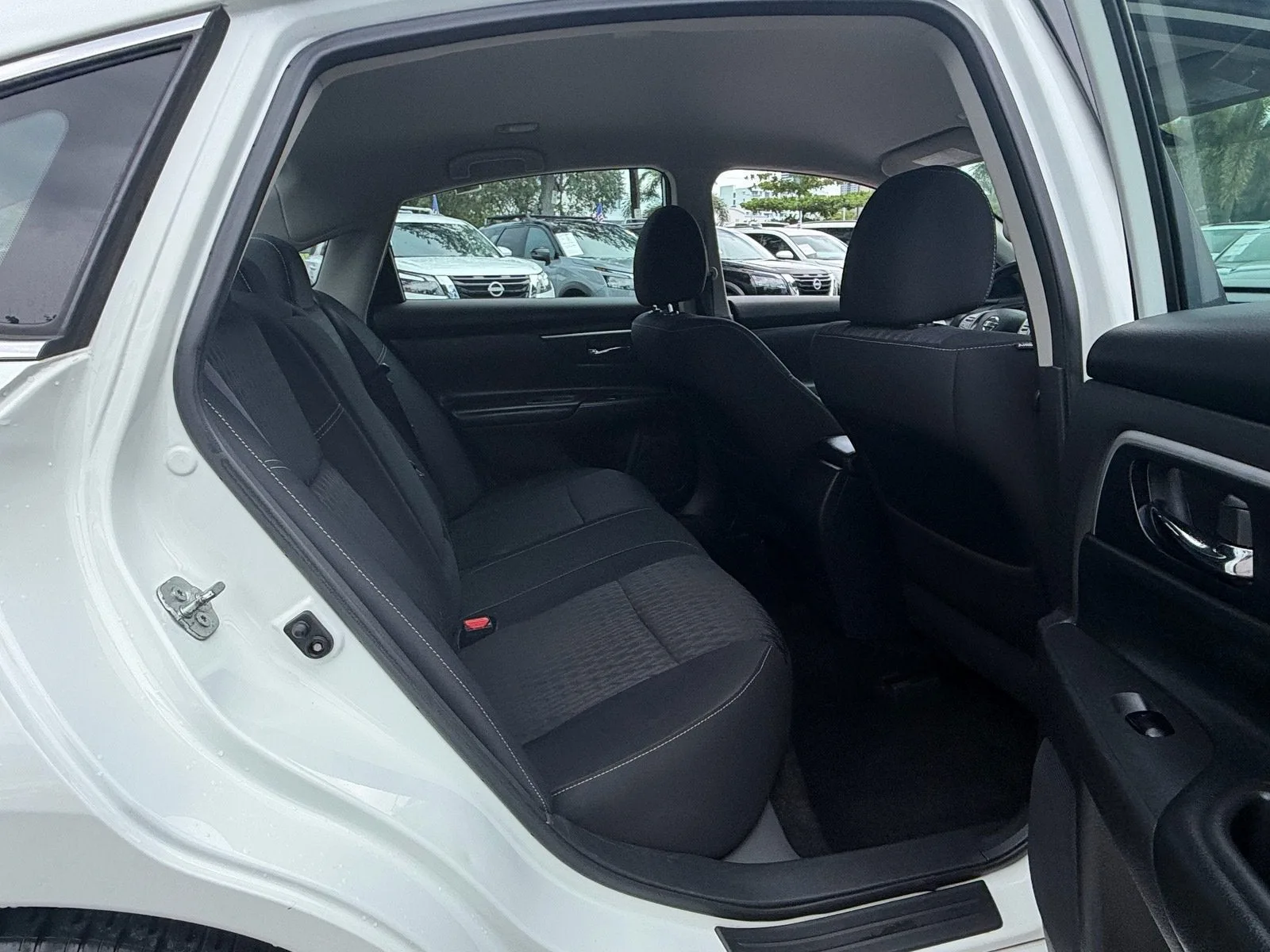 2018 Nissan Altima 2.5 SV photo 15