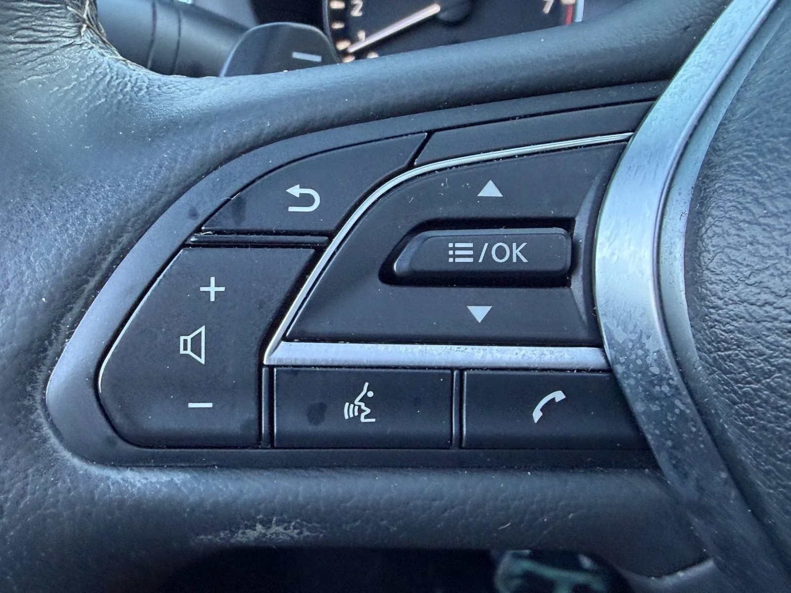 2020 INFINITI QX50 ESSENTIAL photo 31